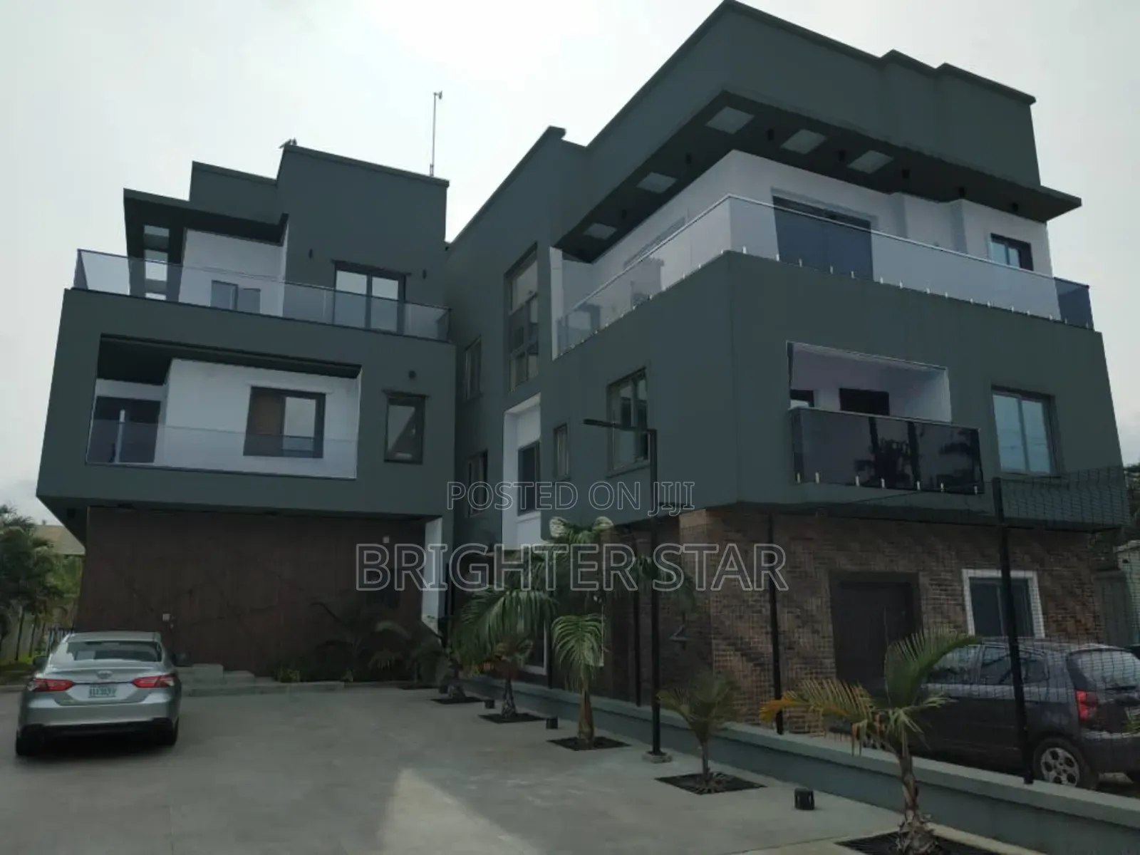 Furnished 7bdrm Villa in Gra for sale in Ikeja GRA