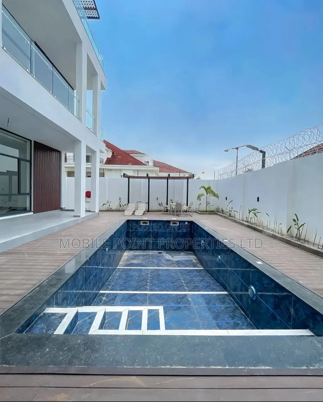 Furnished 8bdrm Mansion in Asokoro for sale in Asokoro