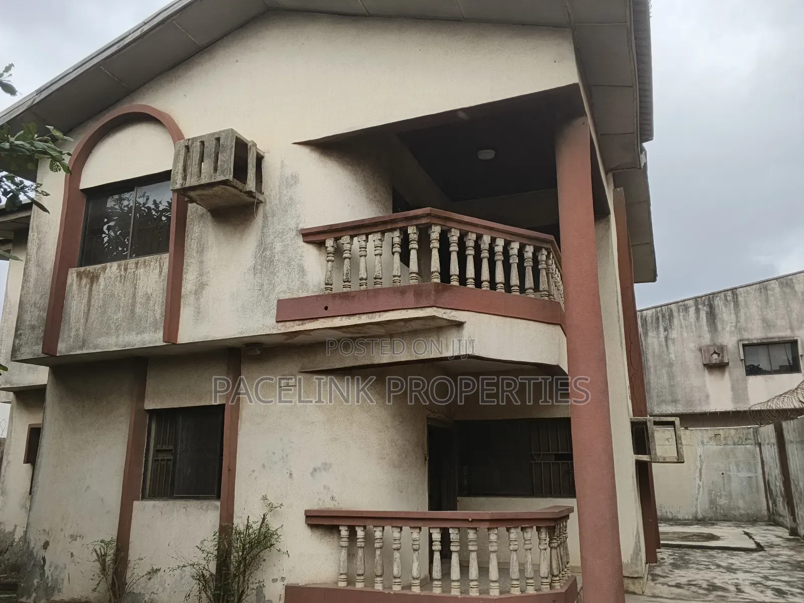 5bdrm Duplex in Ipaja / Ipaja for sale in Ipaja / Ipaja