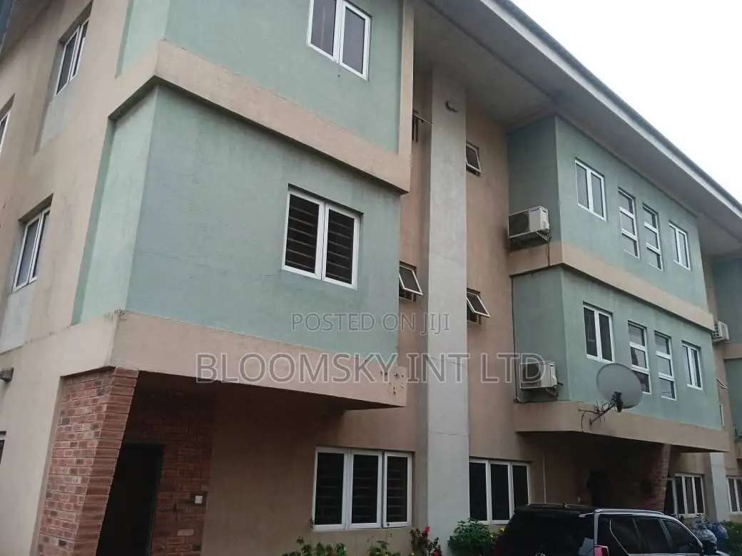 4bdrm Duplex in Ikate for sale in Ikate