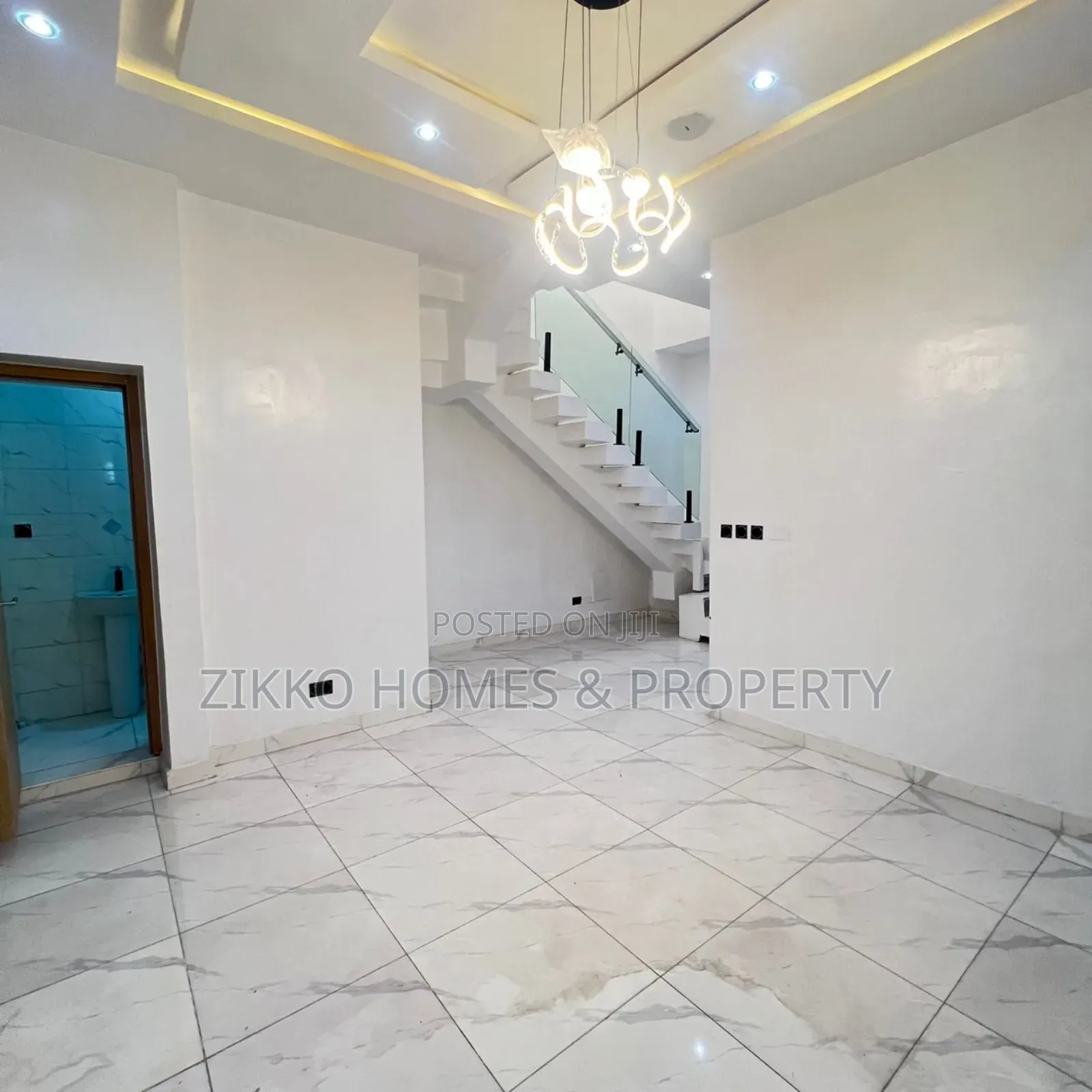 4bdrm Duplex in Ikota, Lekki for sale in Lekki