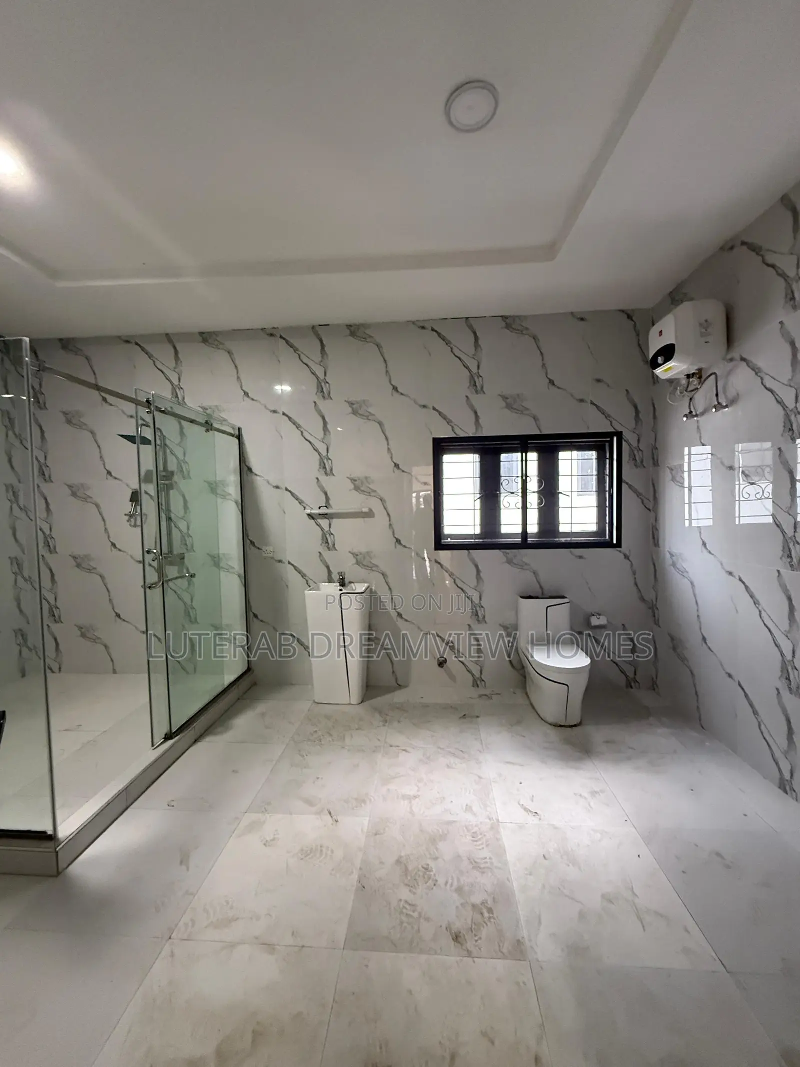 7bdrm Duplex in Kaura for sale in Kaura