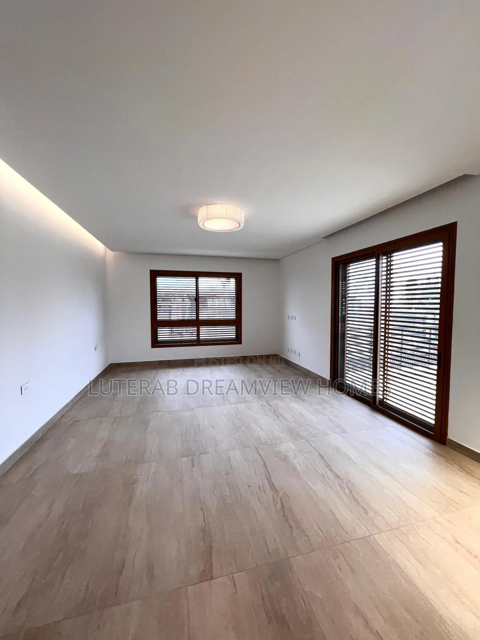 5bdrm Duplex in Heart Asokoro for sale in Asokoro