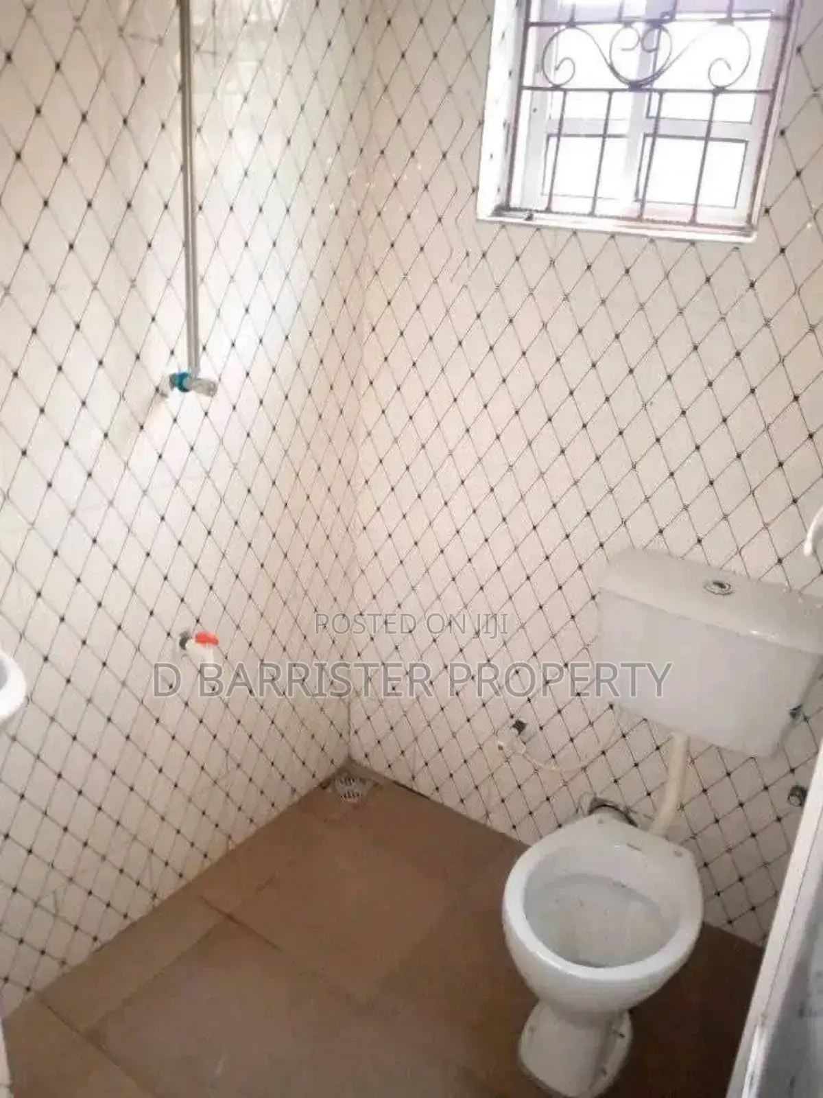 2bdrm Apartment in Kolaq Bustop, Akute Ajuwon for rent in Akute Ajuwon