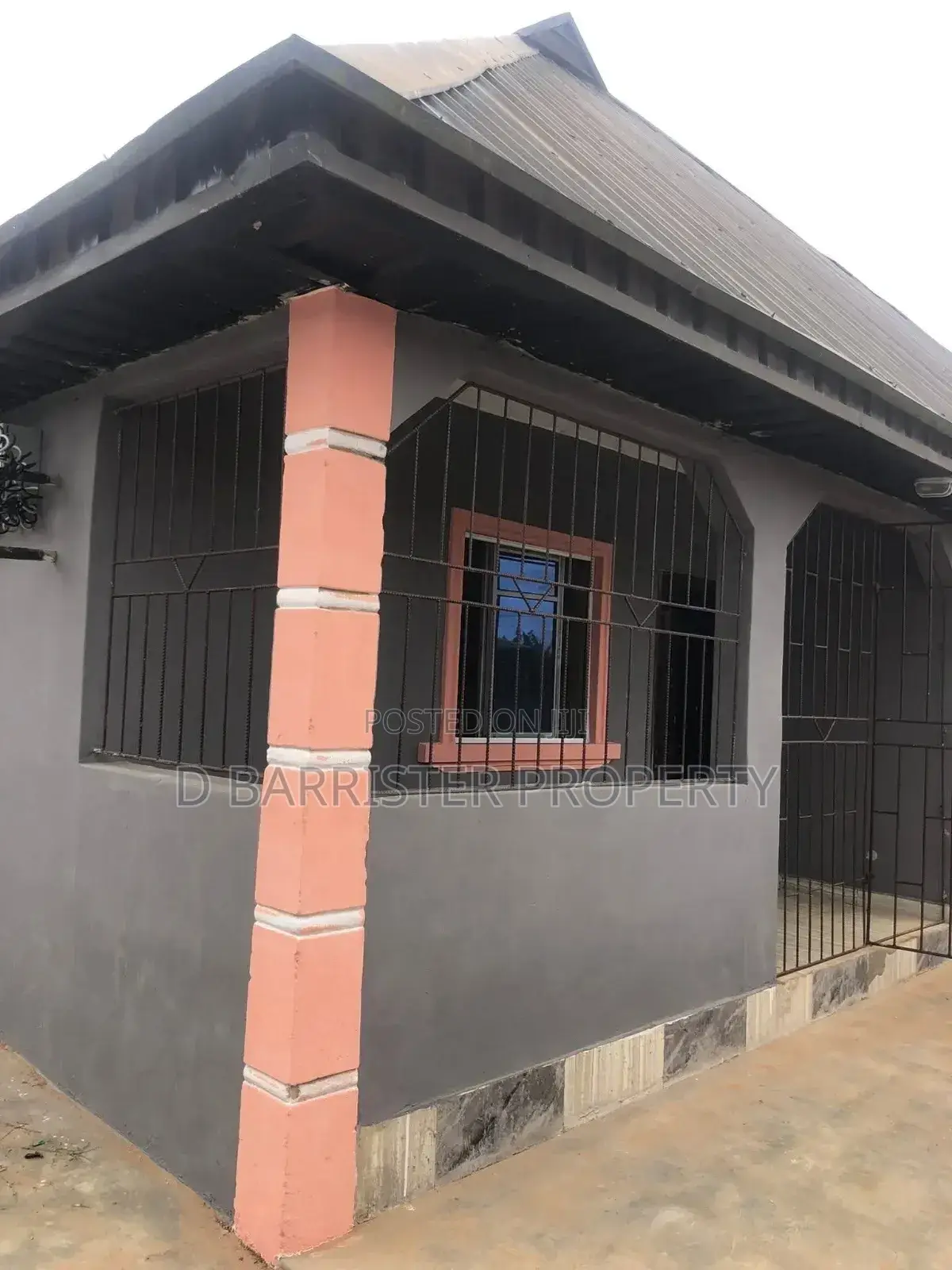 2bdrm Apartment in Ajuwon Road for rent in Akute Ajuwon