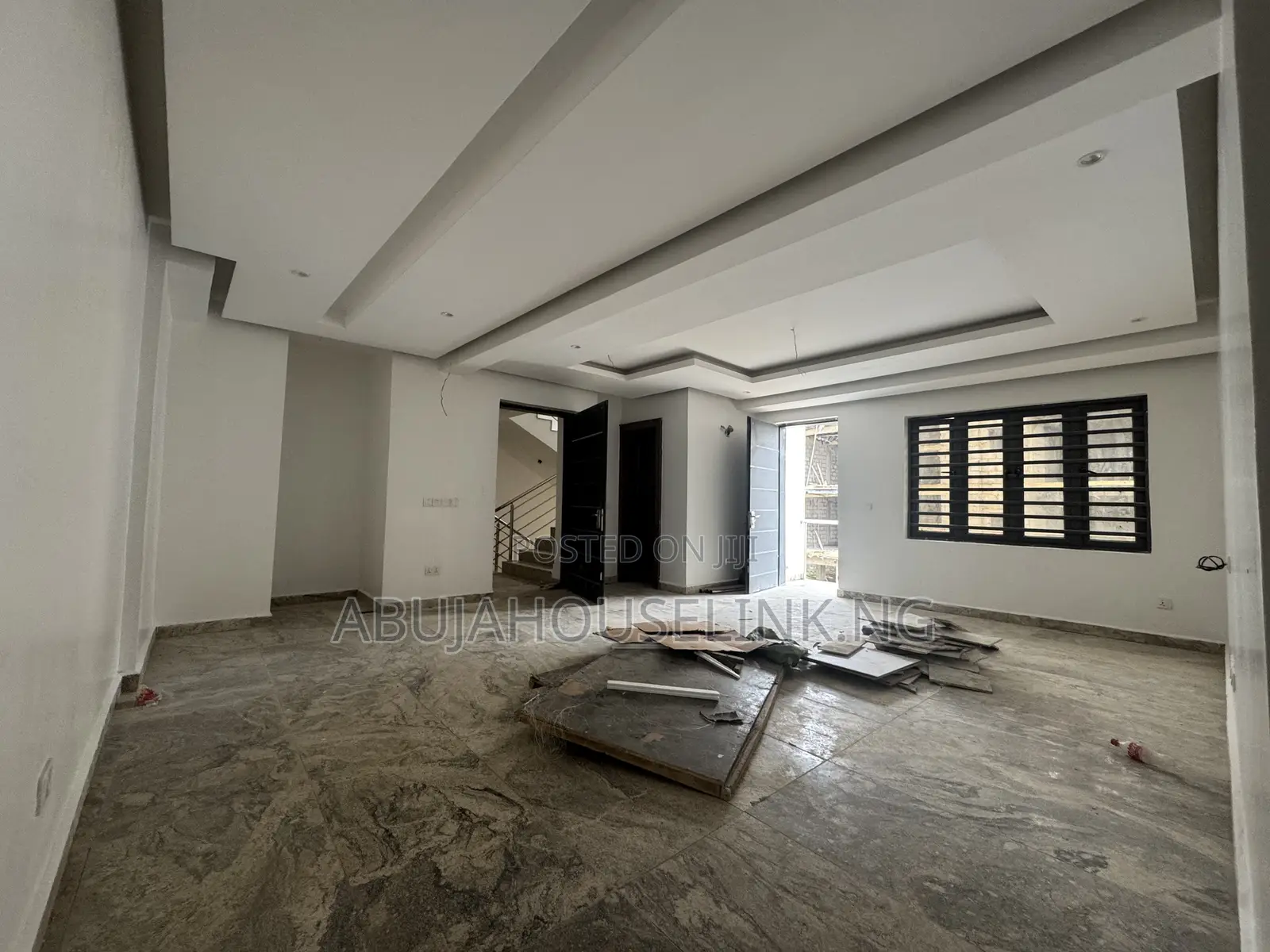 3bdrm Apartment in Wuye Abuja for sale in Wuye