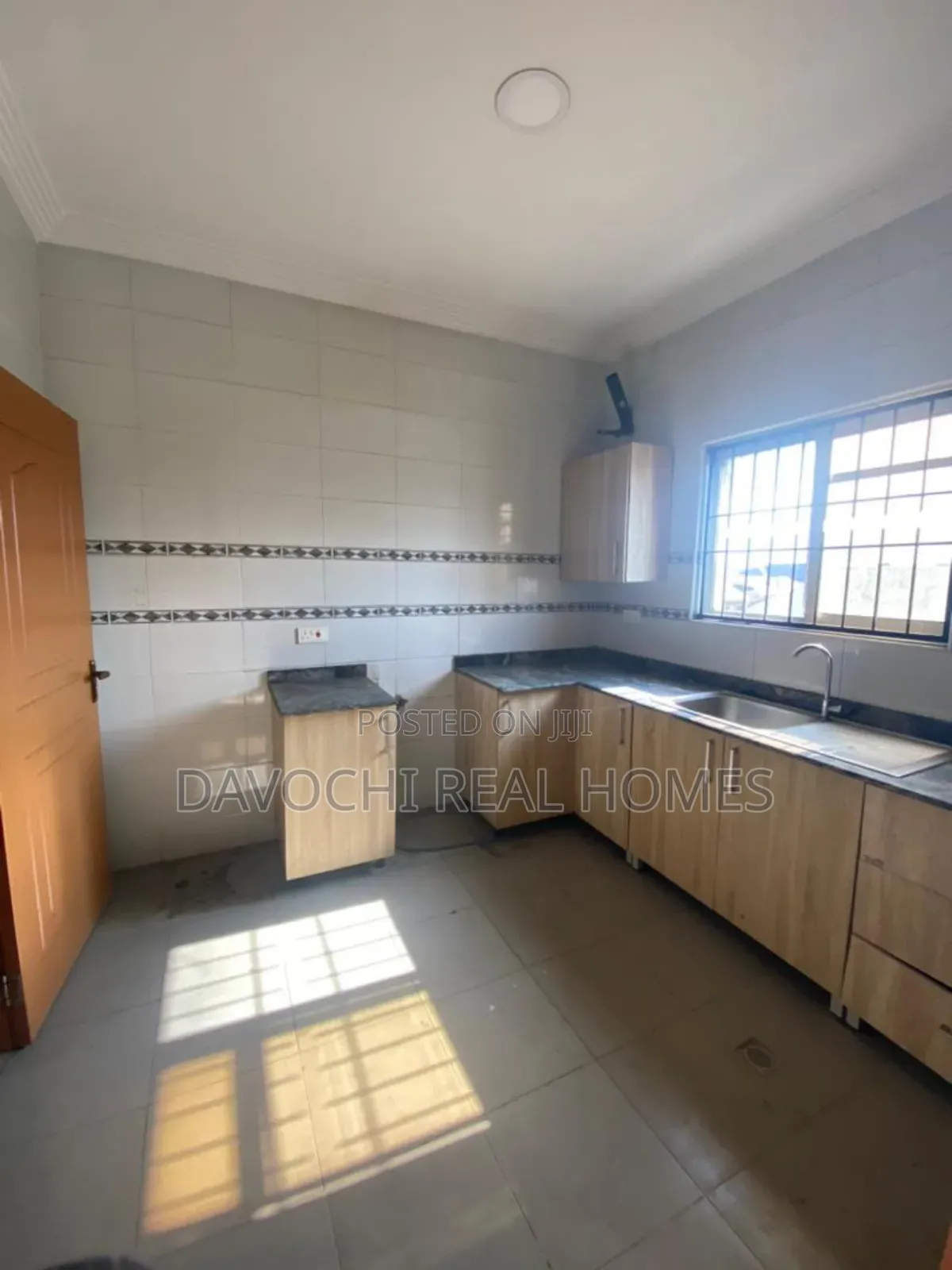 4bdrm Duplex in Ikota Estate for rent in Ikota