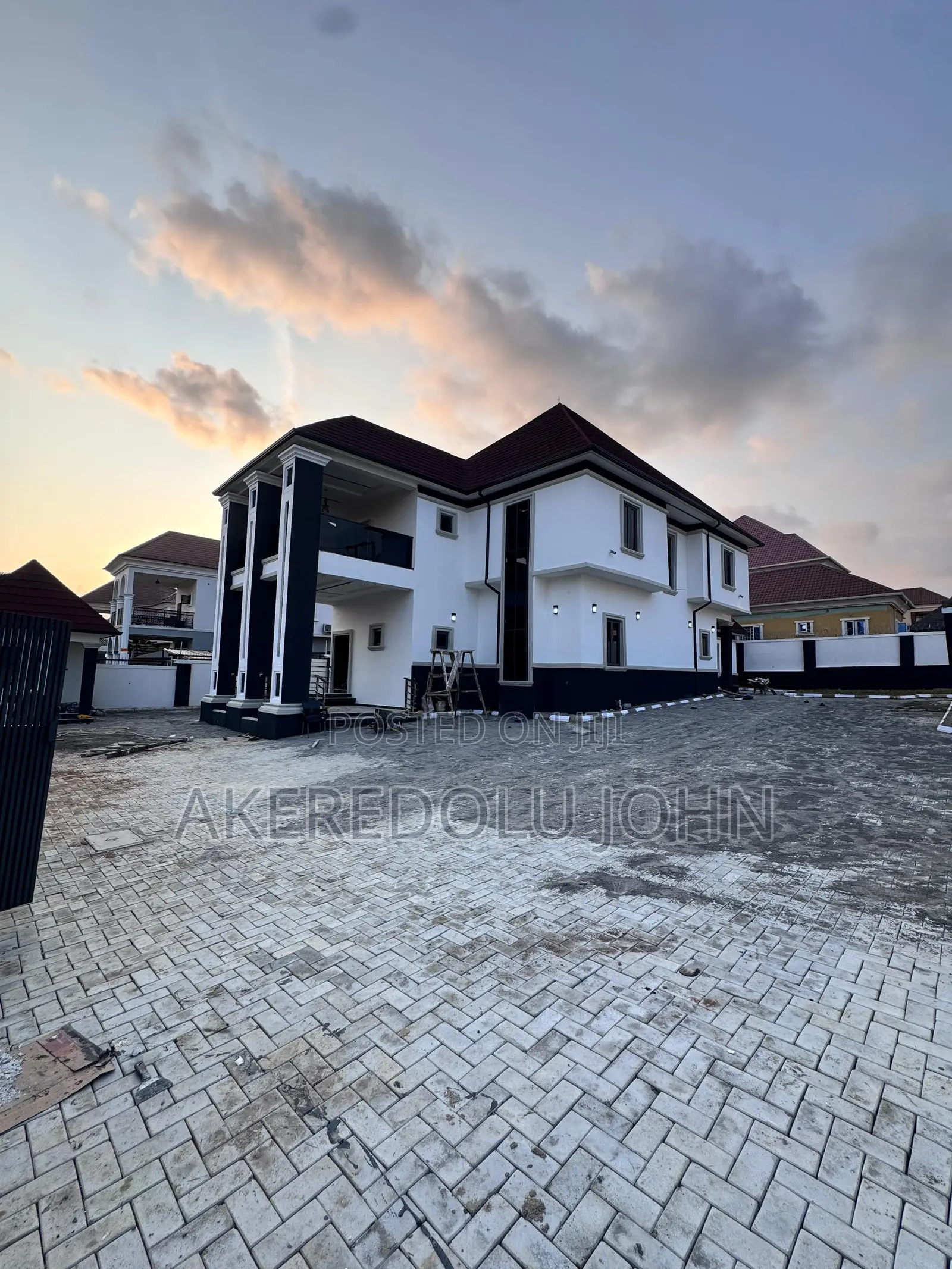 4bdrm Duplex in Life Camp for sale in Life Camp