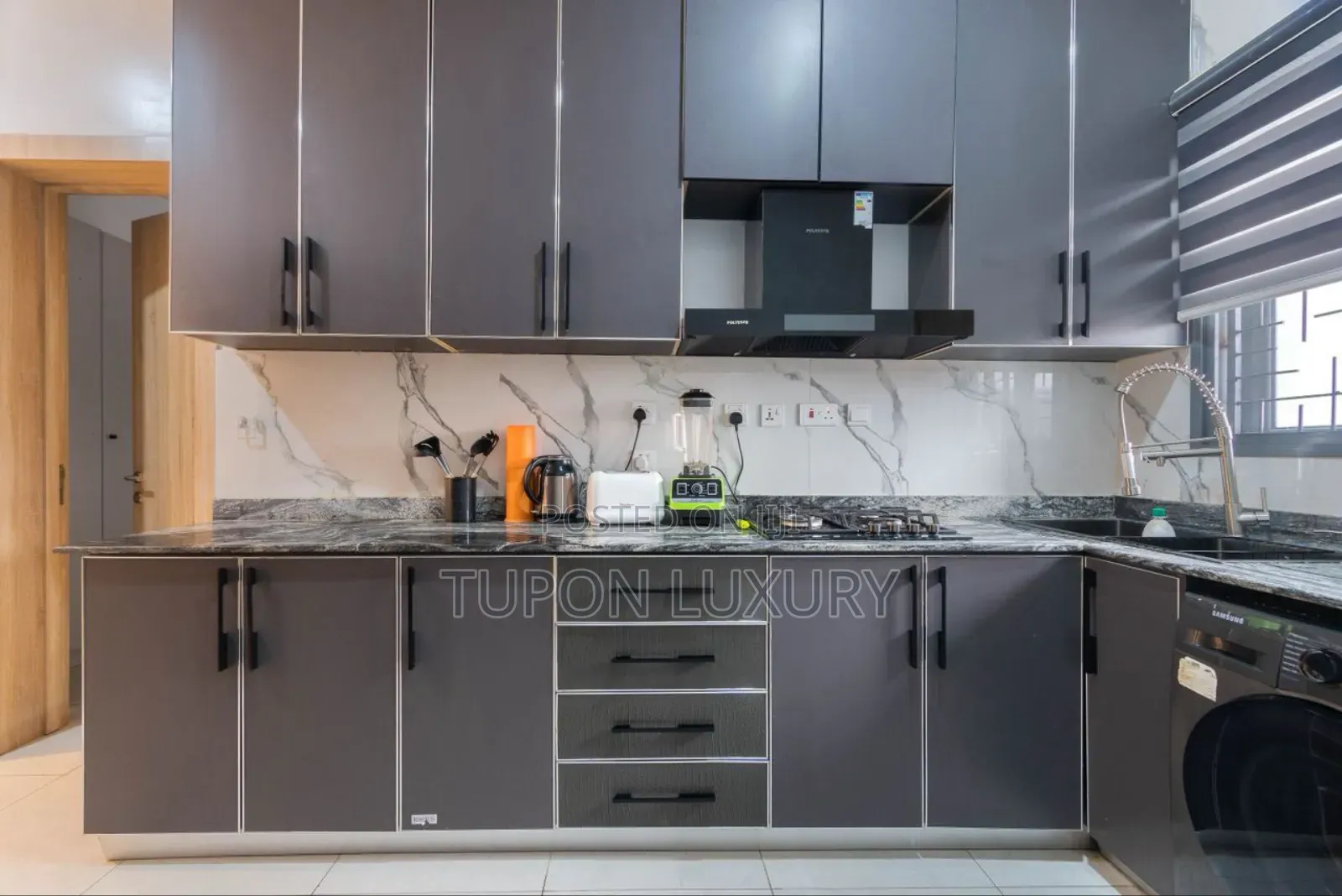 Luxury 1 Bedroom Apartment With Rooftop Pool, Gym Ps5 in Lekki Phase 1
