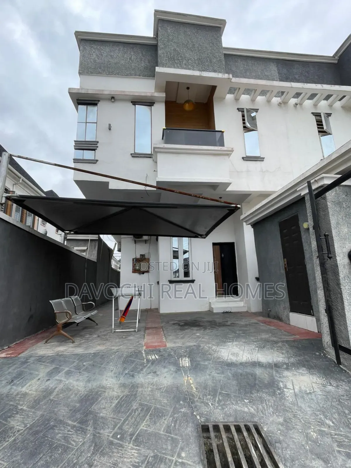 4bdrm Duplex in Ikota for rent in Ikota