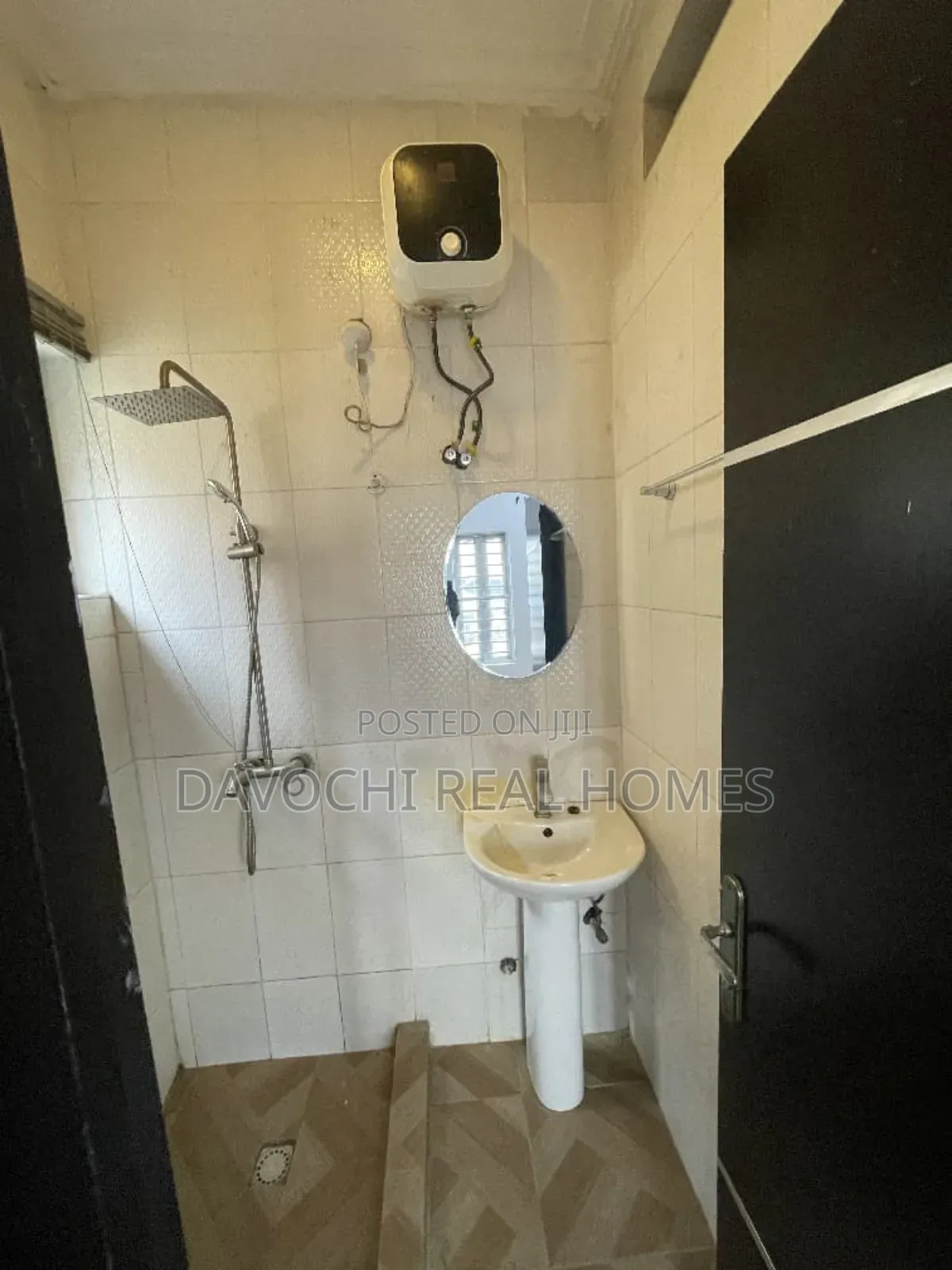 1bdrm Apartment in Chevron, Lekki for rent in Lekki