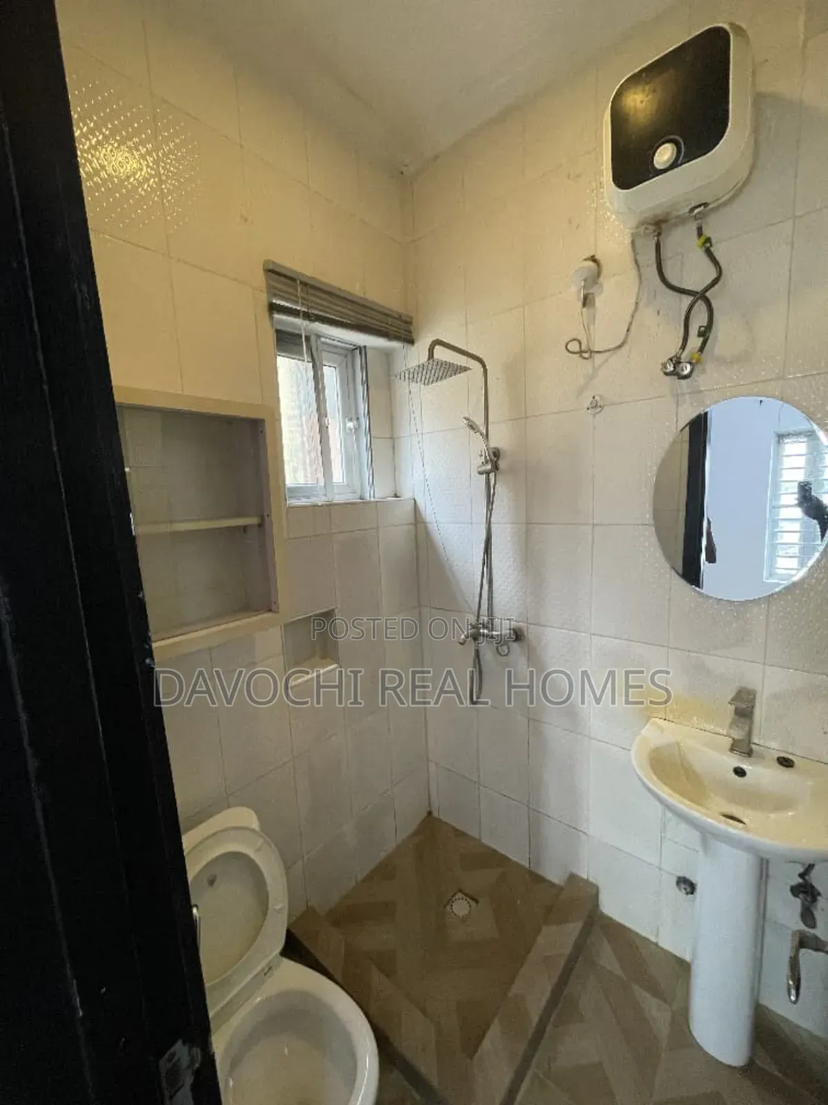 1bdrm Apartment in Chevron, Lekki for rent in Lekki