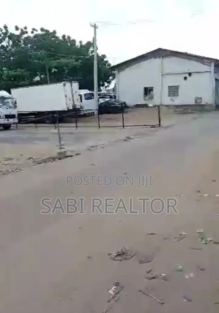 Warehouse on 10 Acres of Land With Cofo at Agidingbi, Ikeja for Sale. in Agidingbi