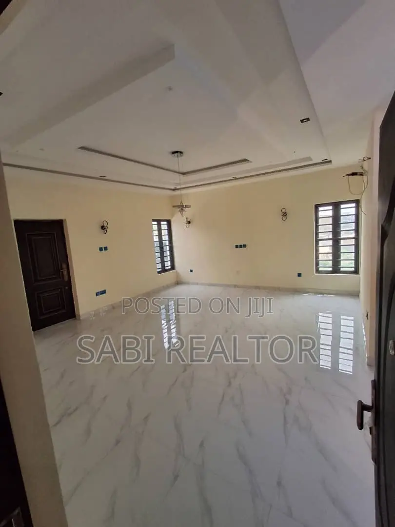 Furnished 5bdrm Duplex in Opebi for sale in Opebi