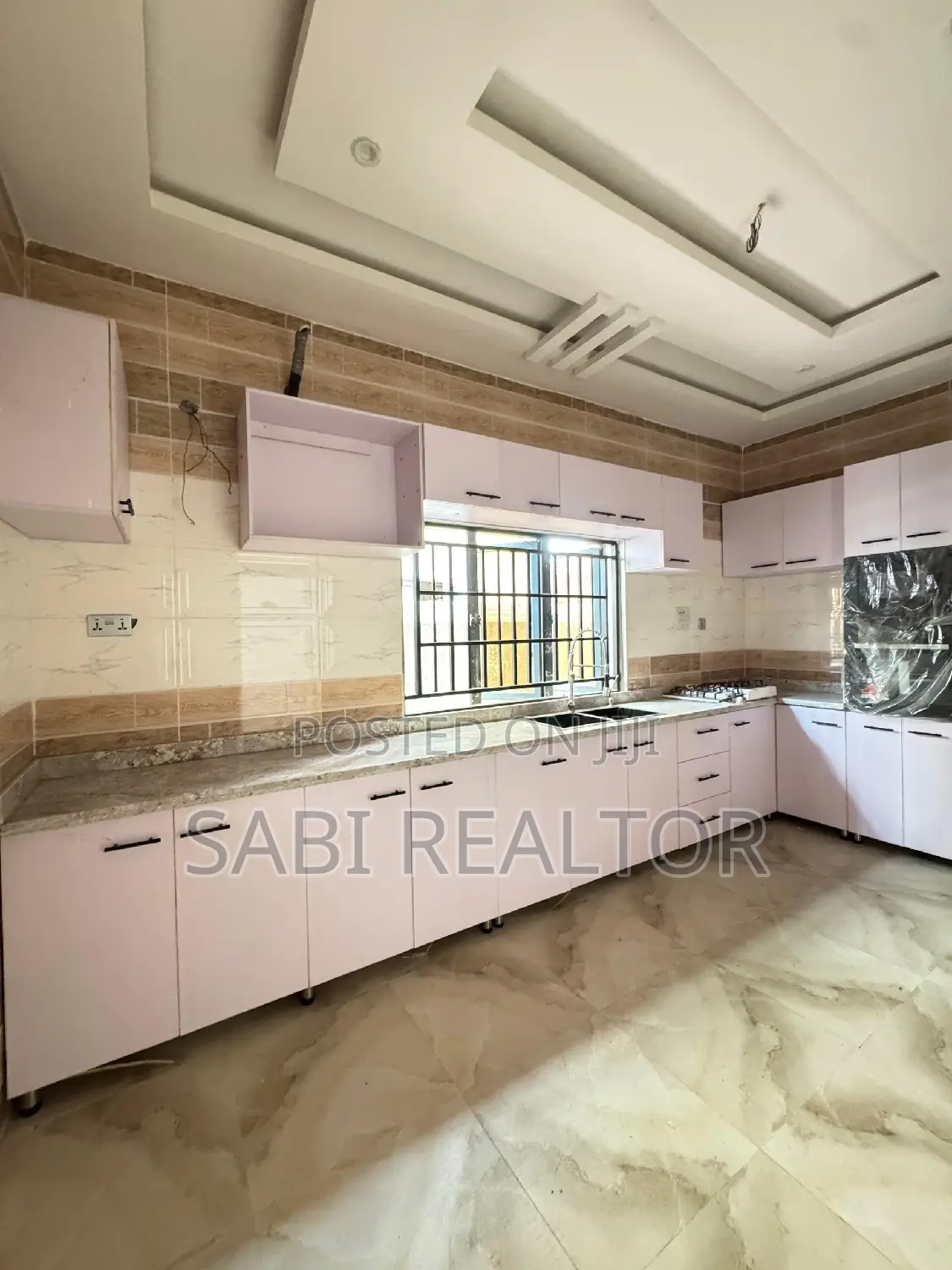 Furnished 4bdrm Duplex in Ikate for sale in Ikate