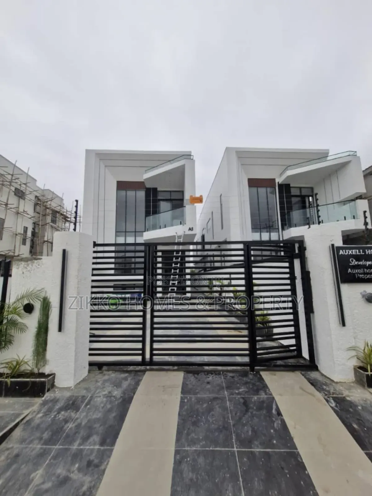 5bdrm Duplex in Ajah, Lekki for sale in Lekki