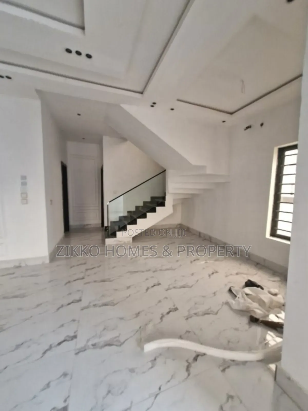 5bdrm Duplex in Ajah, Lekki for sale in Lekki