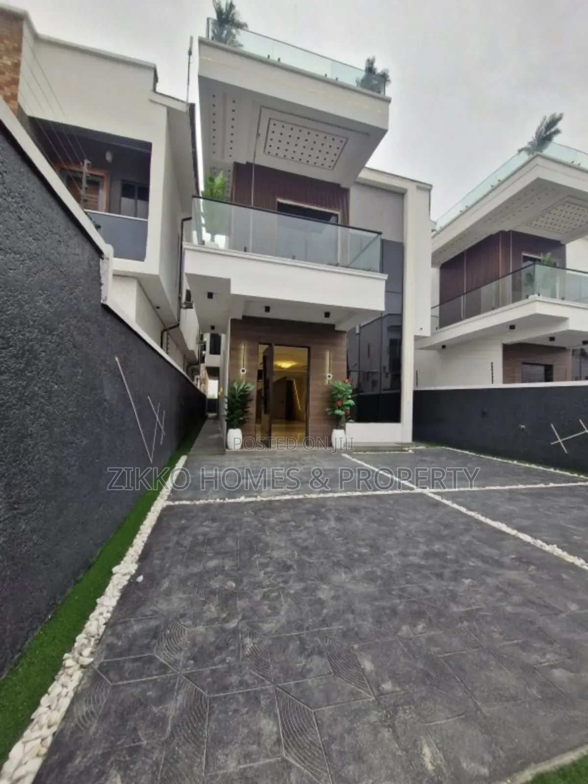 5bdrm Duplex in Ajah, Lekki for sale in Lekki