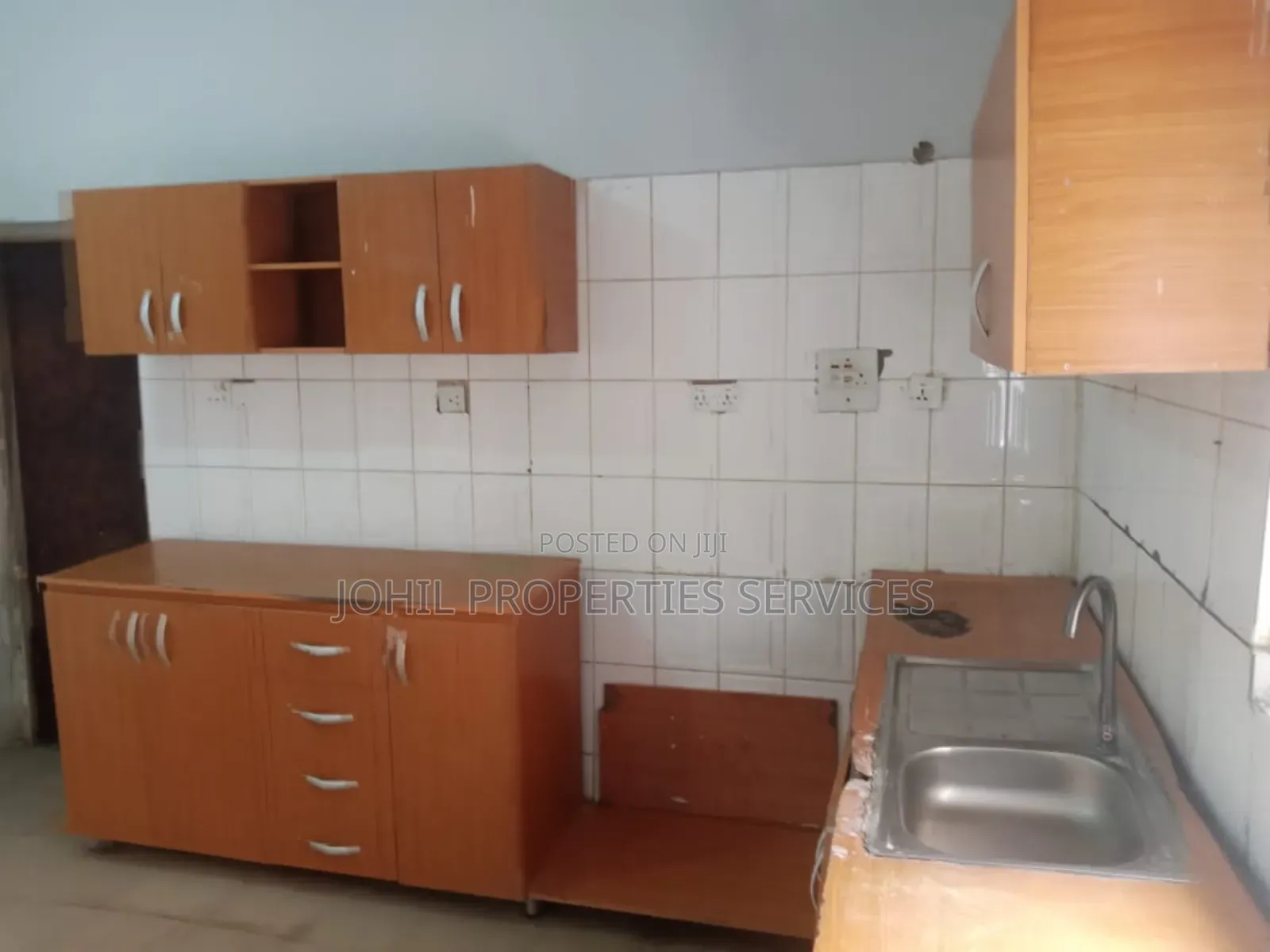 3bdrm Block of Flats in Wuye for rent in Wuye