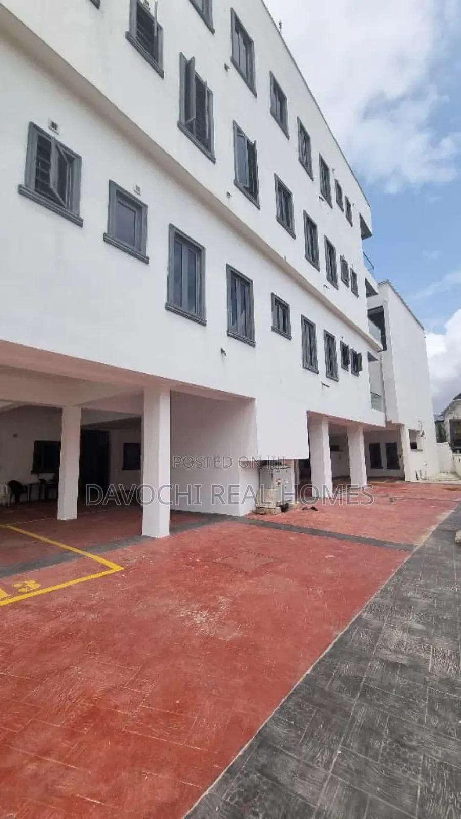 3bdrm Duplex in Ologolo Estate, Lekki for rent in Lekki