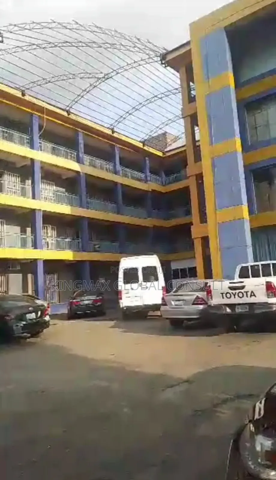 Plaza for Sale: Plot Size:2,000sqm. Title Doc Fcda C of O. in Asokoro