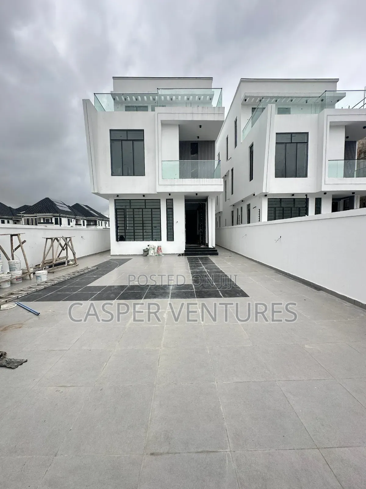 5bdrm Duplex in Chris Madueke, Lekki Phase 1 for sale in Lekki Phase 1
