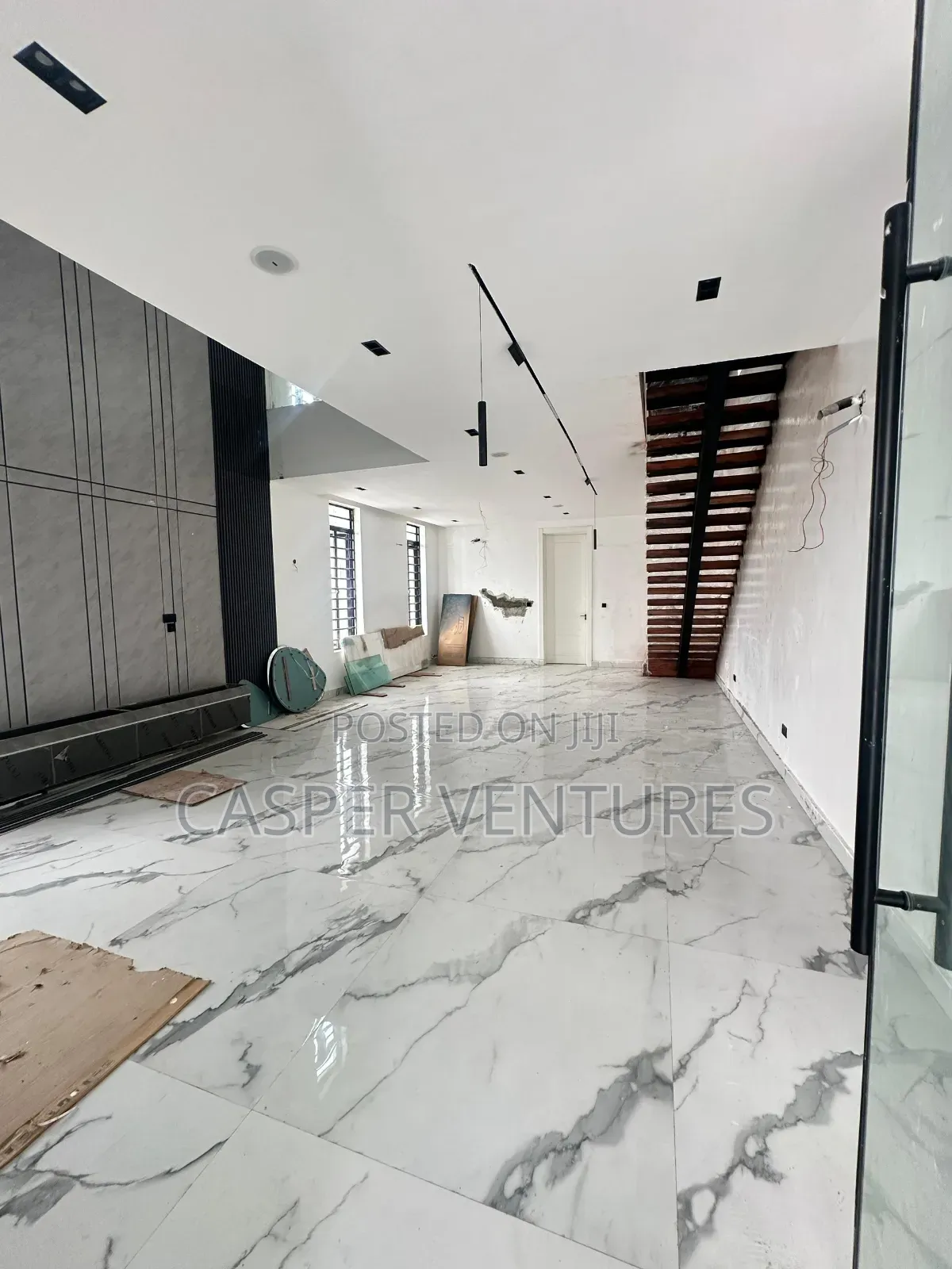 5bdrm Duplex in Chris Madueke, Lekki Phase 1 for sale in Lekki Phase 1