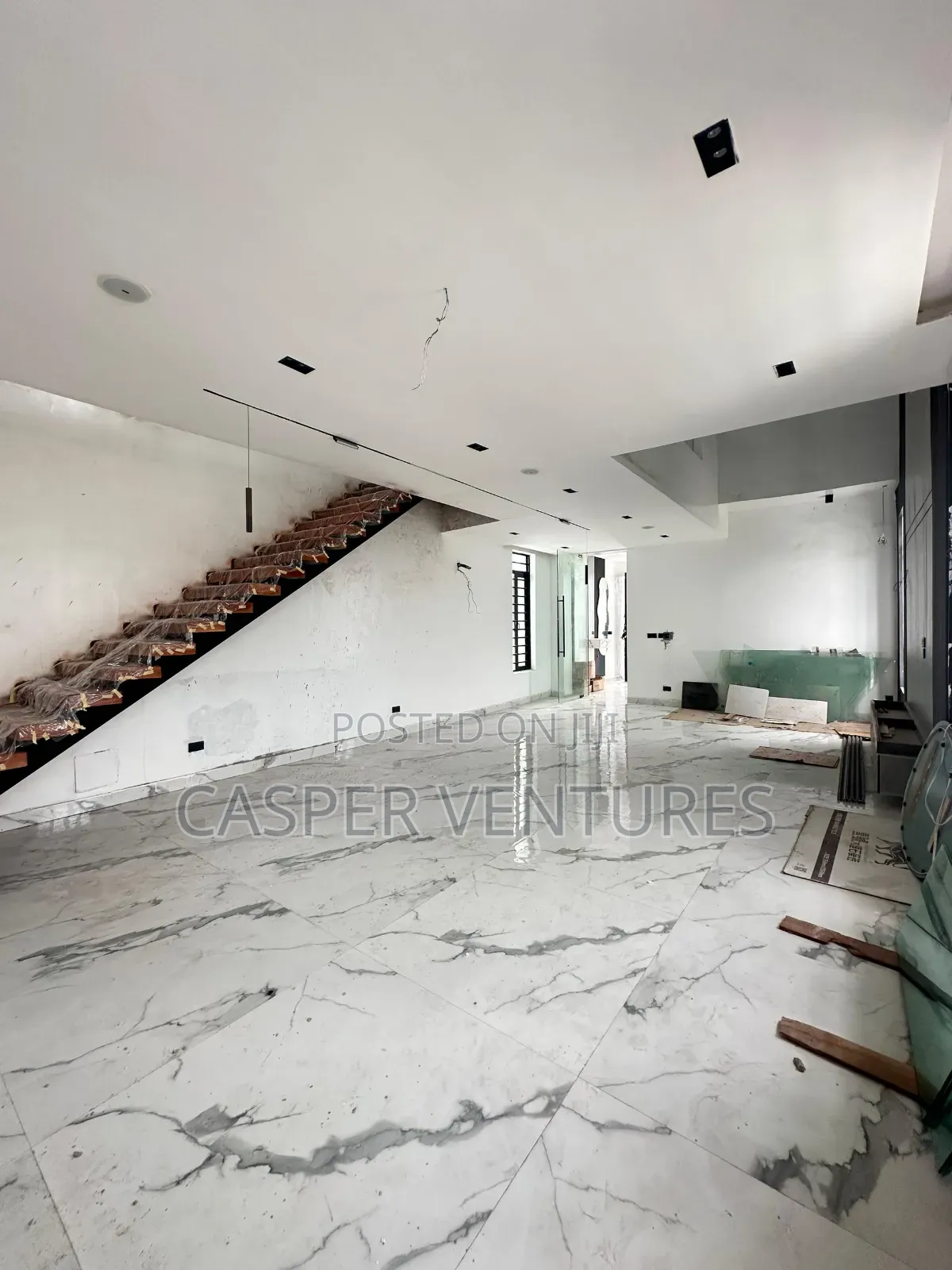 5bdrm Duplex in Chris Madueke, Lekki Phase 1 for sale in Lekki Phase 1