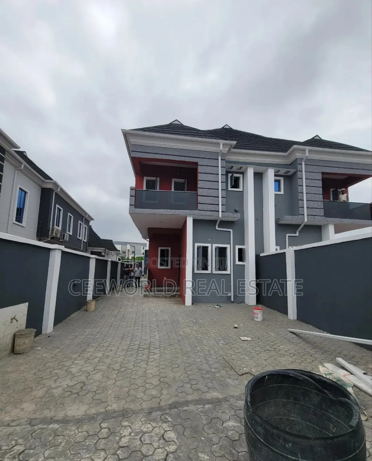 4bdrm Duplex in Kolapo Ishola Gra, Akobo for rent in Akobo
