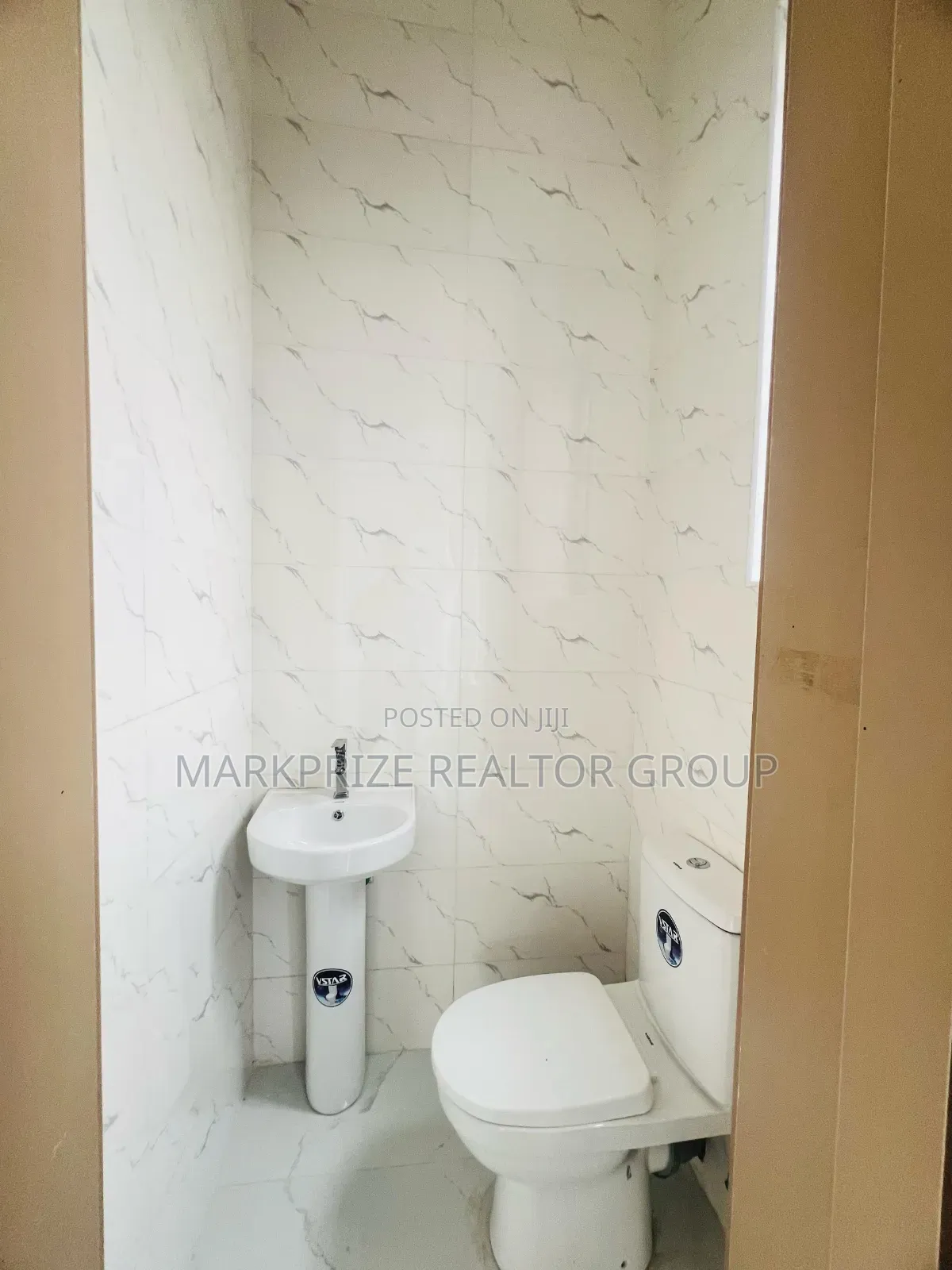 3bdrm Apartment in Omole Phase 1 for sale in Omole Phase 1