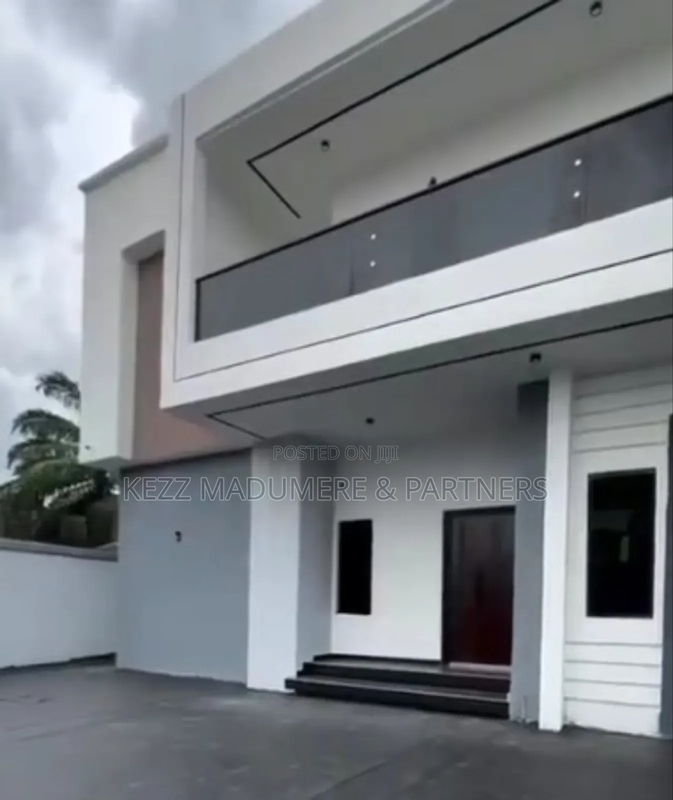 5bdrm Duplex in Ada George Port for sale in Port-Harcourt