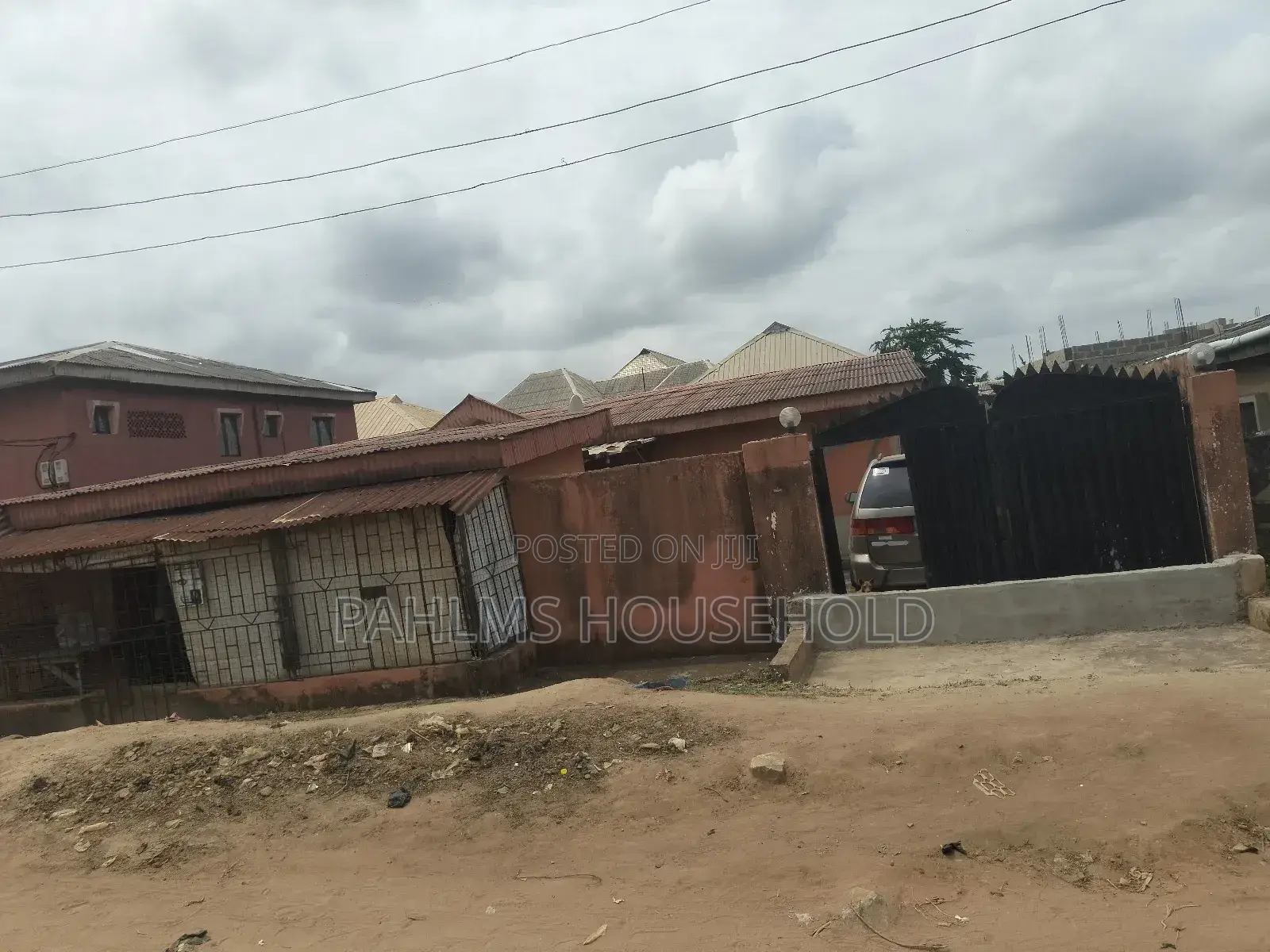 4bdrm Duplex in Ojo for sale in Ojo