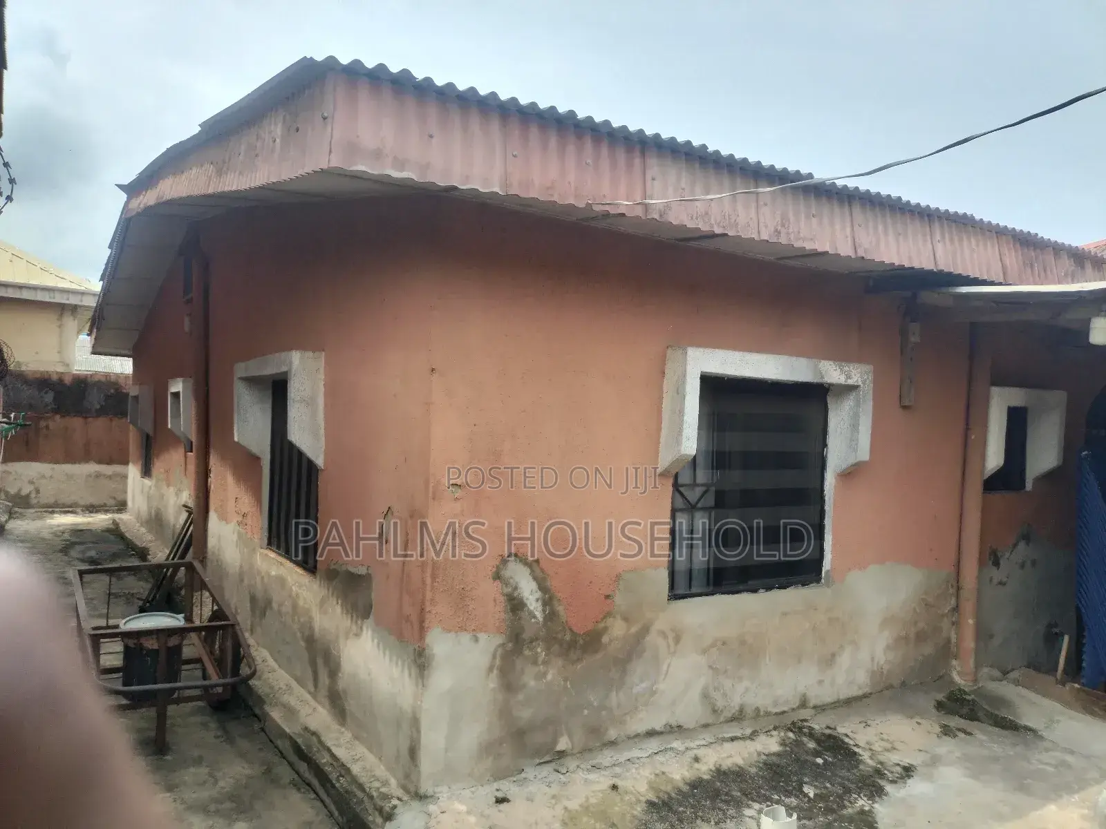 4bdrm Duplex in Ojo for sale in Ojo