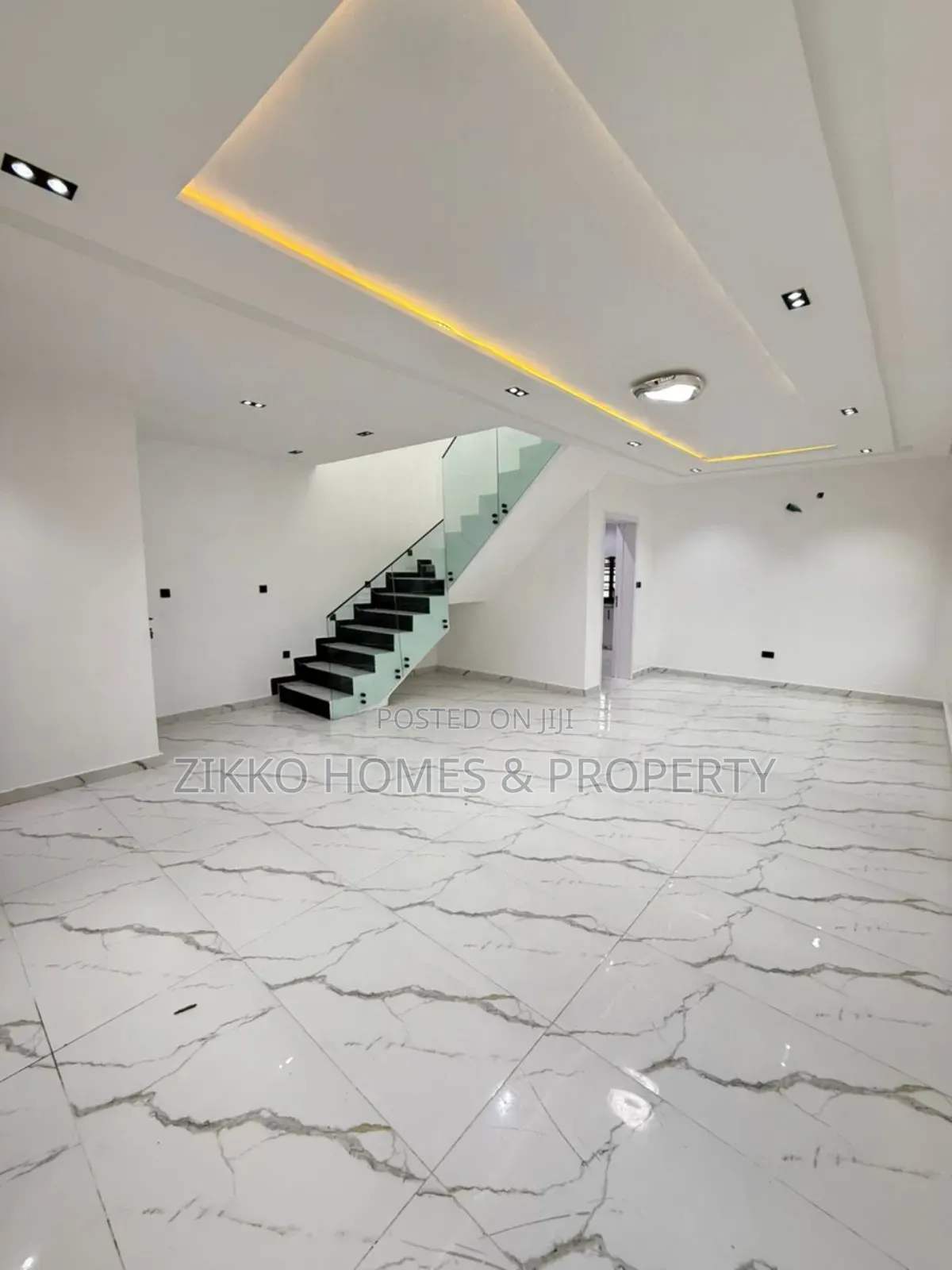 3bdrm Townhouse/Terrace in Ajah, Lekki for sale in Lekki