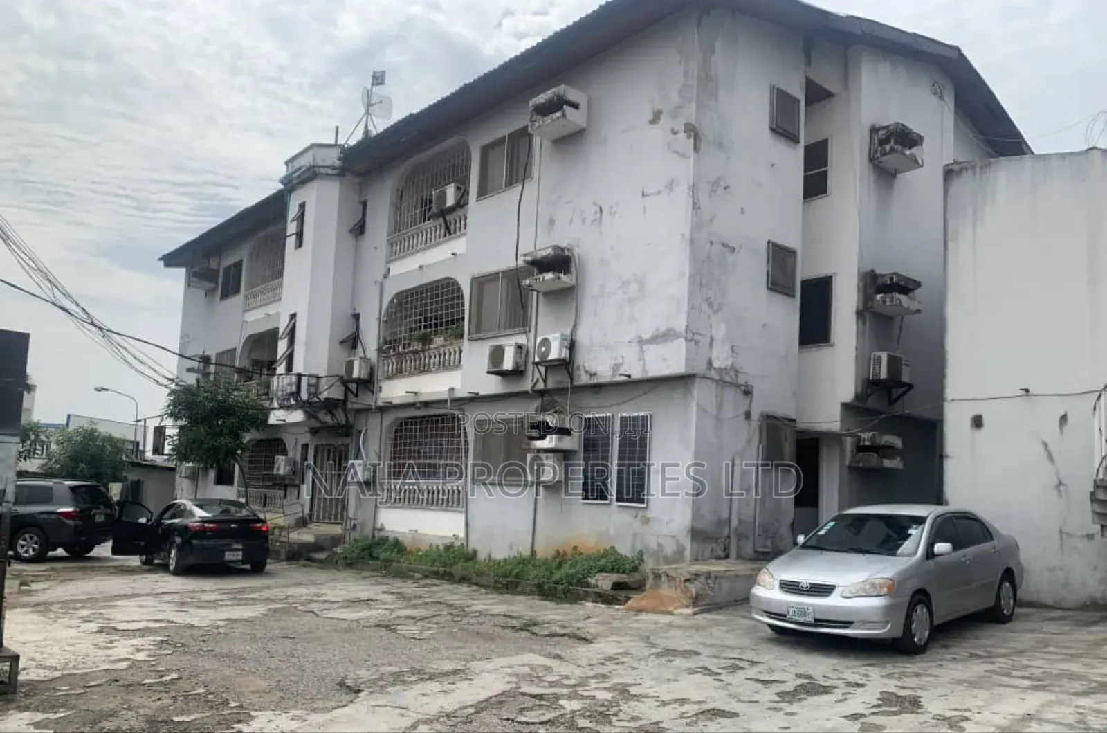 3bdrm Block of Flats in Maryland Estate for sale in Maryland