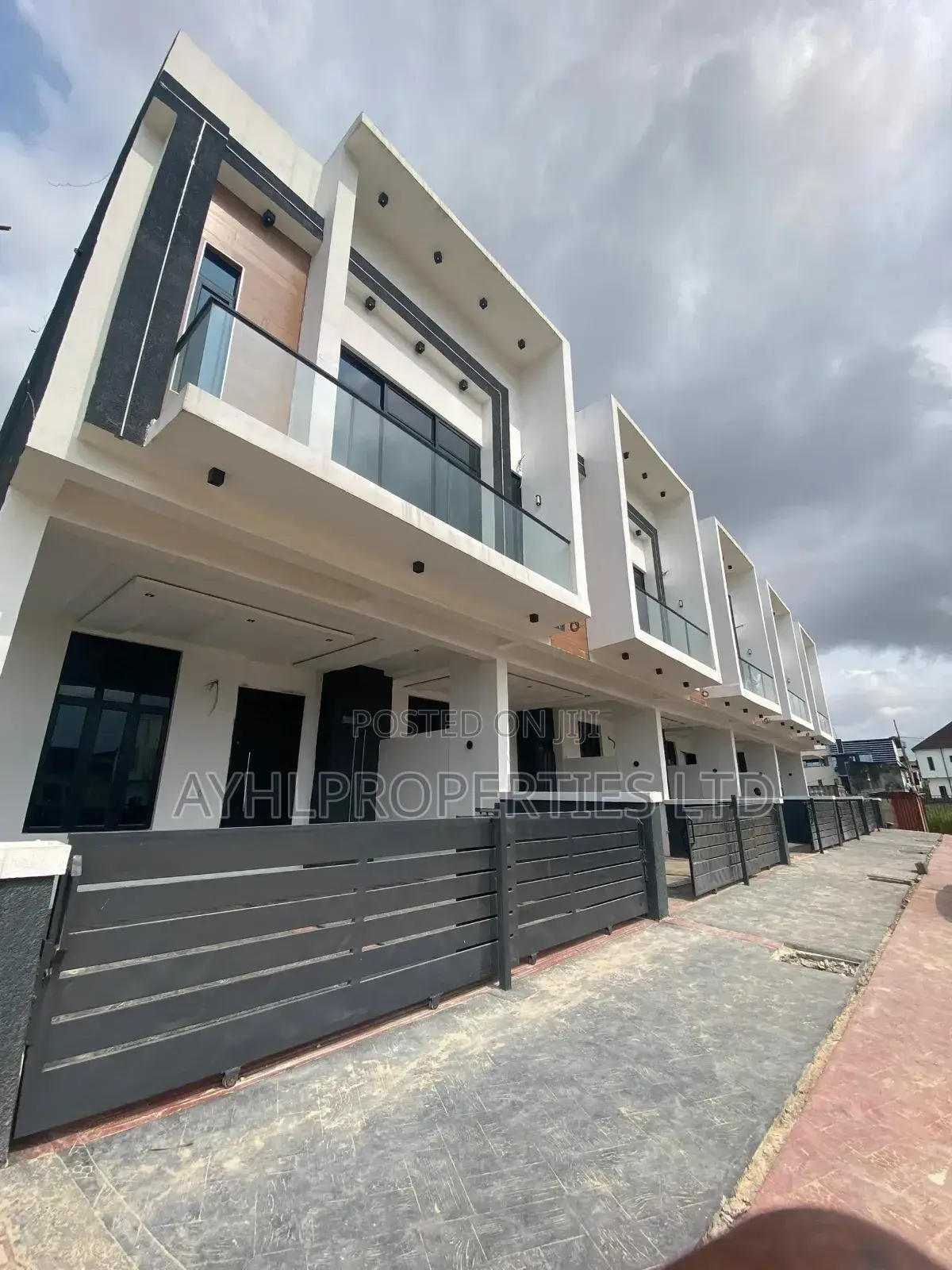 Duplex for Sale in Ikota