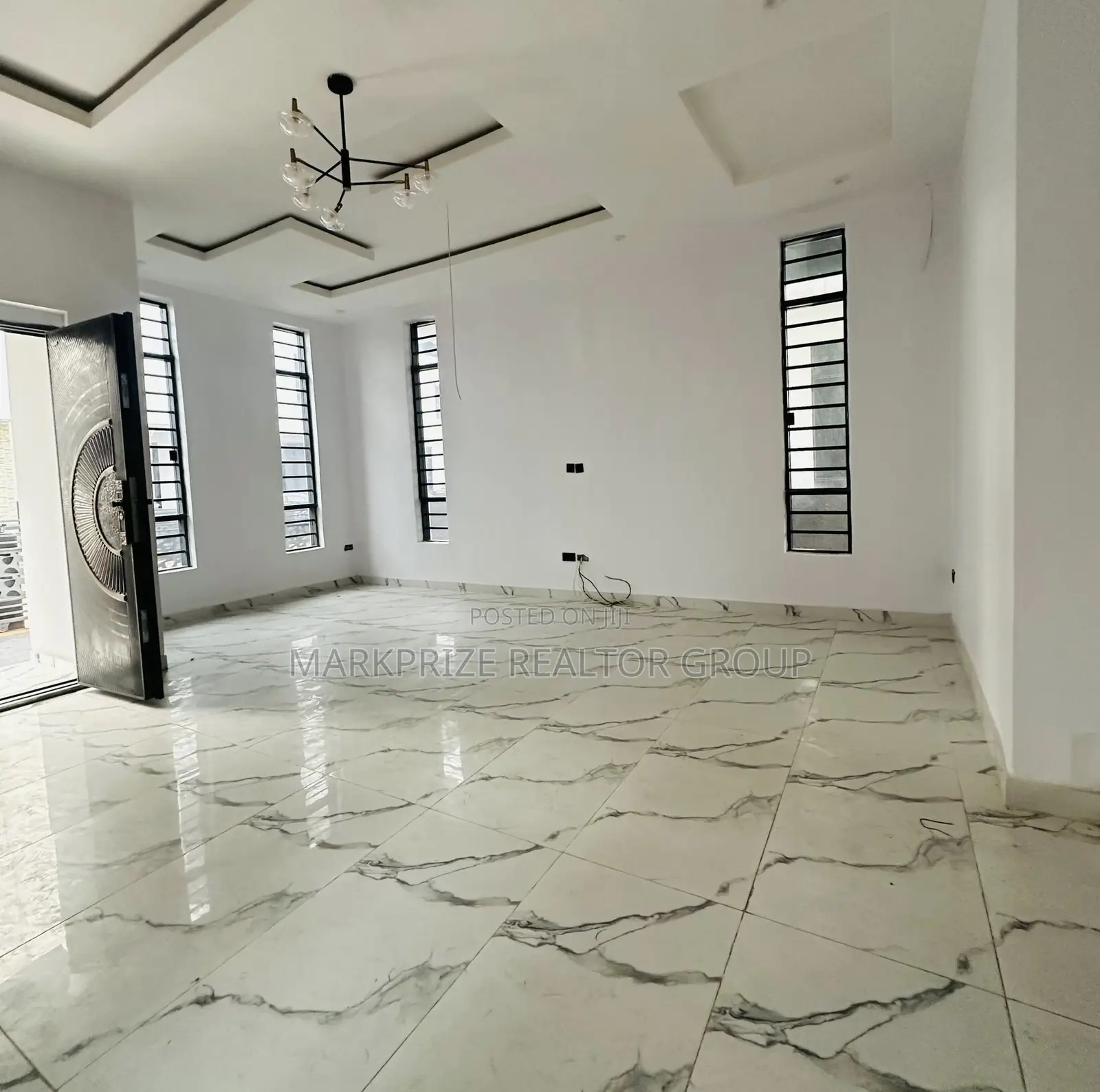 4bdrm Duplex in Amuwo-Odofin Lagos for sale in Amuwo-Odofin