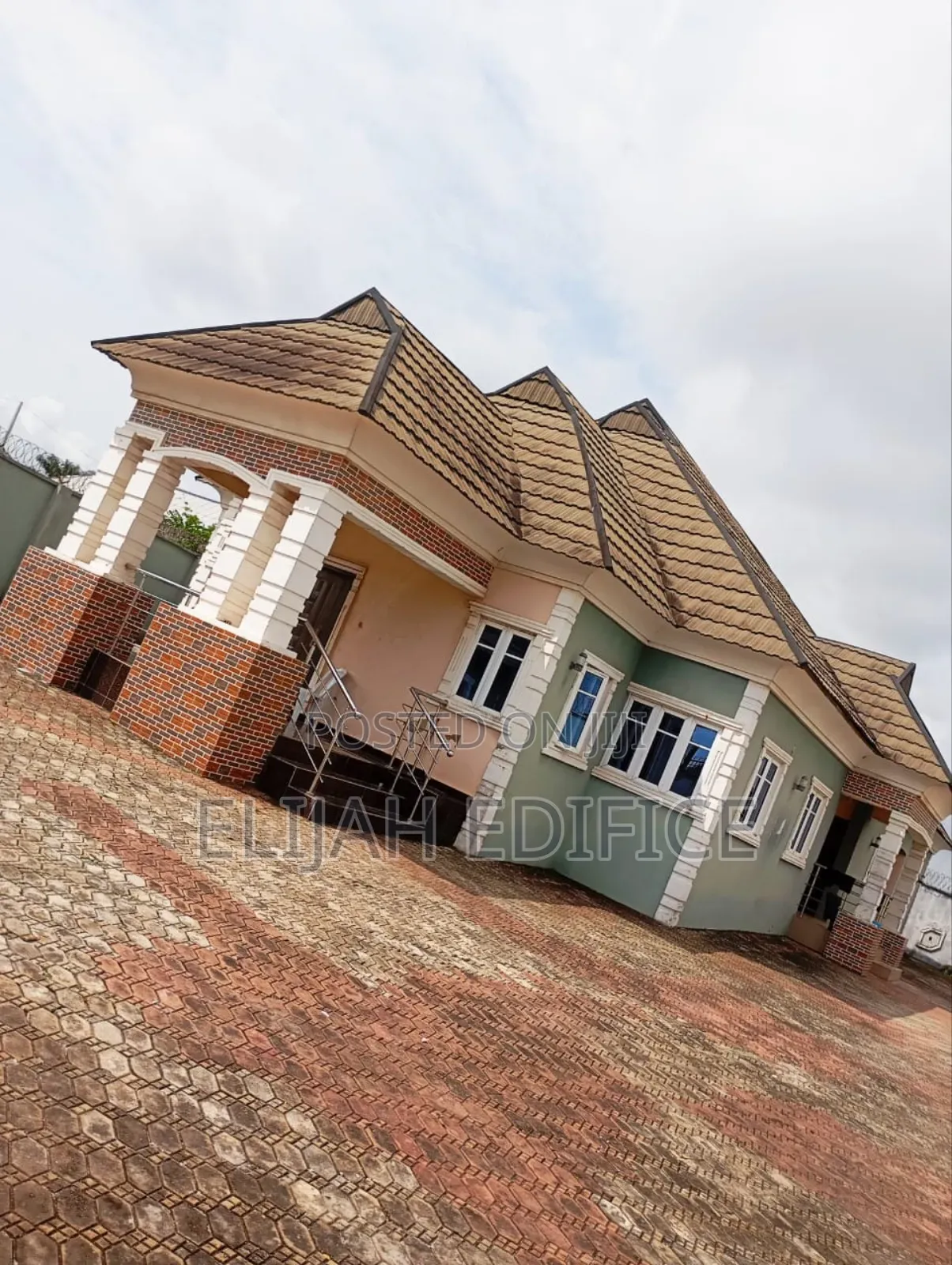 Furnished 4bdrm Bungalow in Agura, Gberigbe for sale in Gberigbe