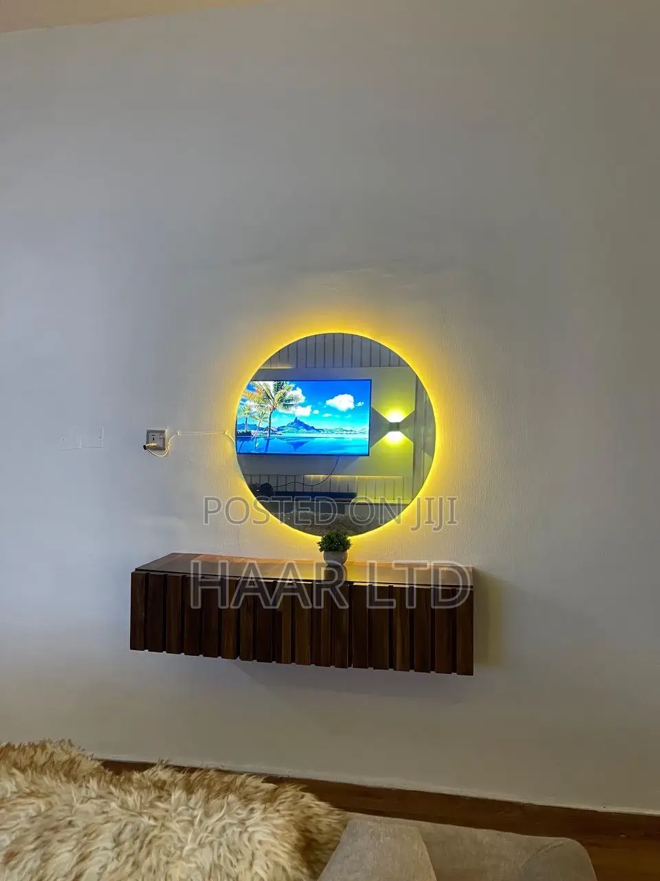 Weekly Room With 24hrs Light Pool and Gym in Lekki Phase 2