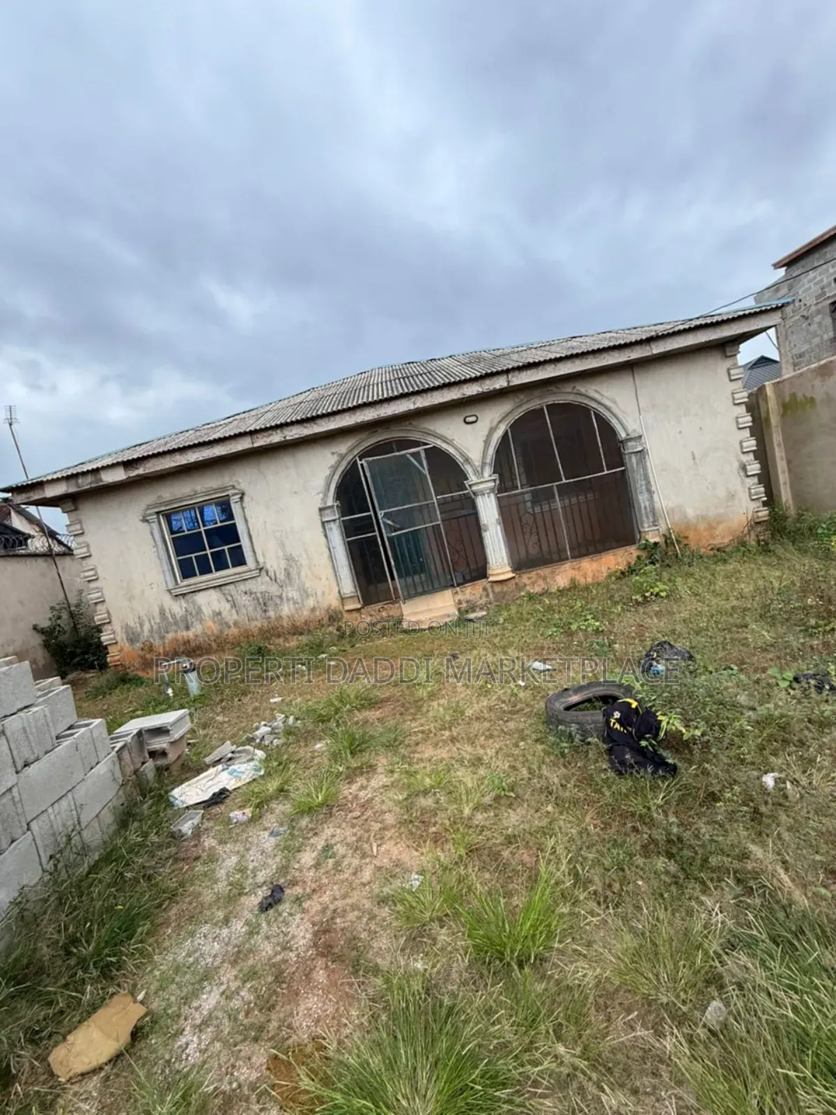 3bdrm Bungalow in Ayobo for sale in Ayobo
