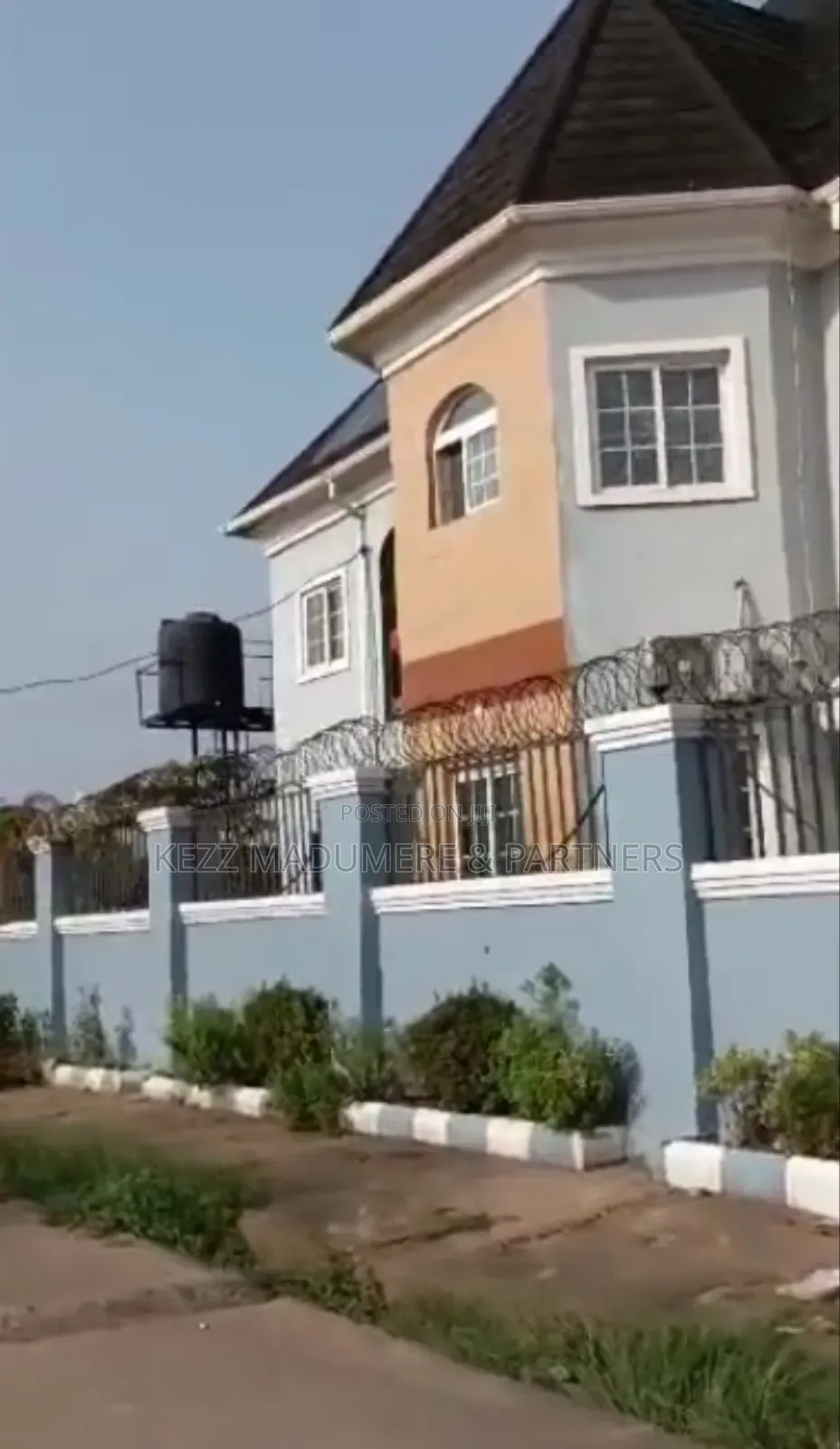9bdrm Duplex in Imo Housing Estate for sale in Owerri