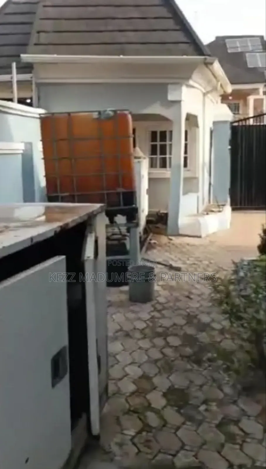 9bdrm Duplex in Imo Housing Estate for sale in Owerri