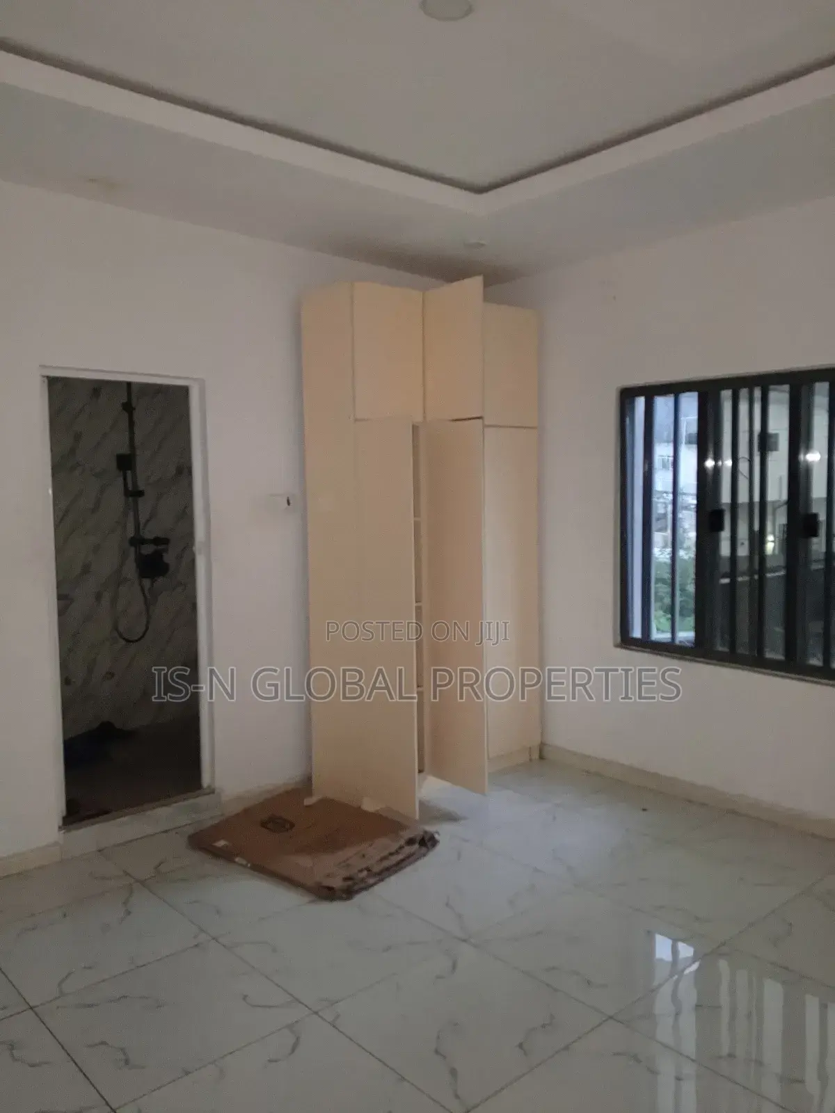 2bdrm Block of Flats in Army Estate, Warri for rent in Warri