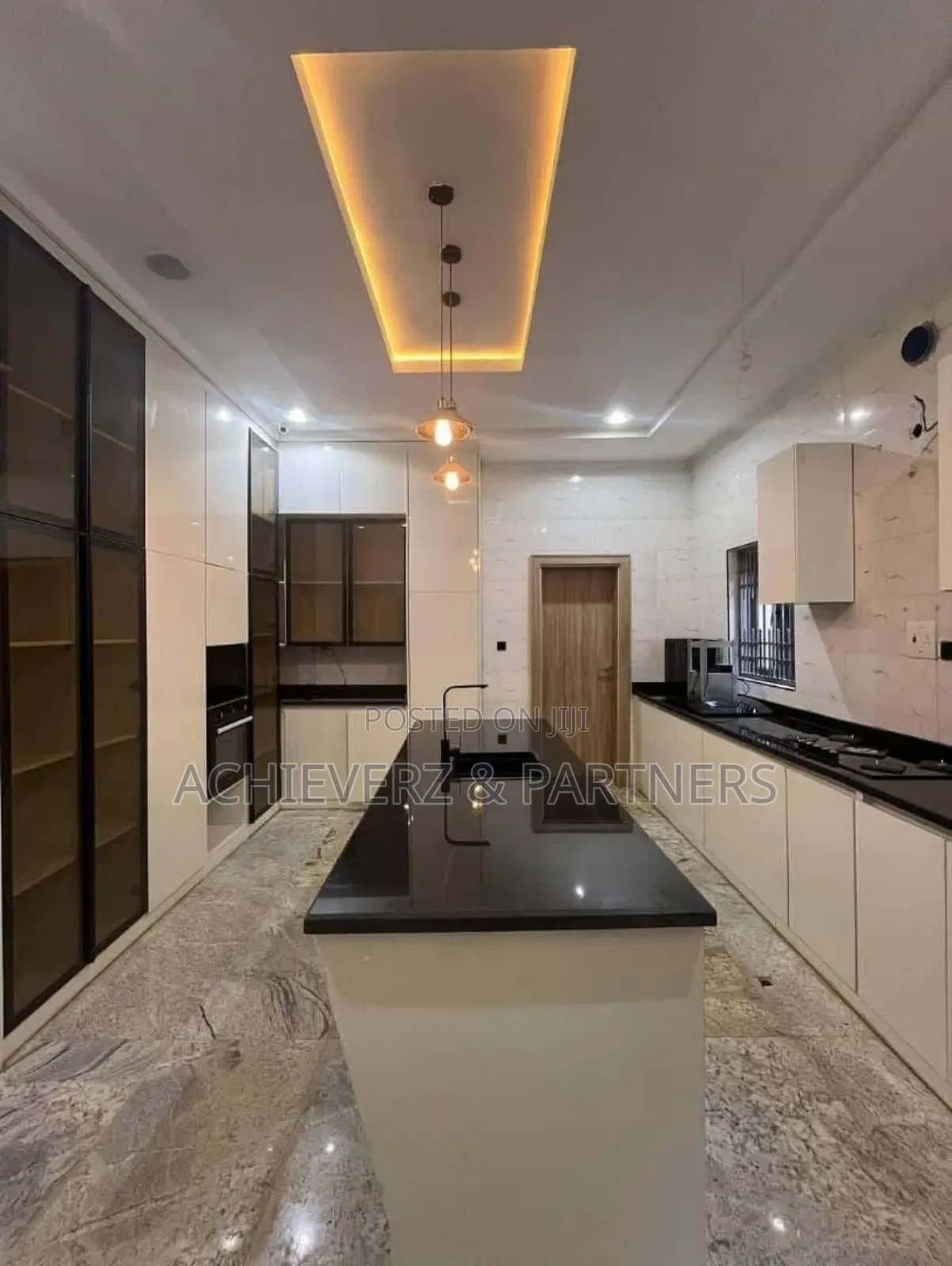 5bdrm Duplex in Asokoro for sale in Asokoro