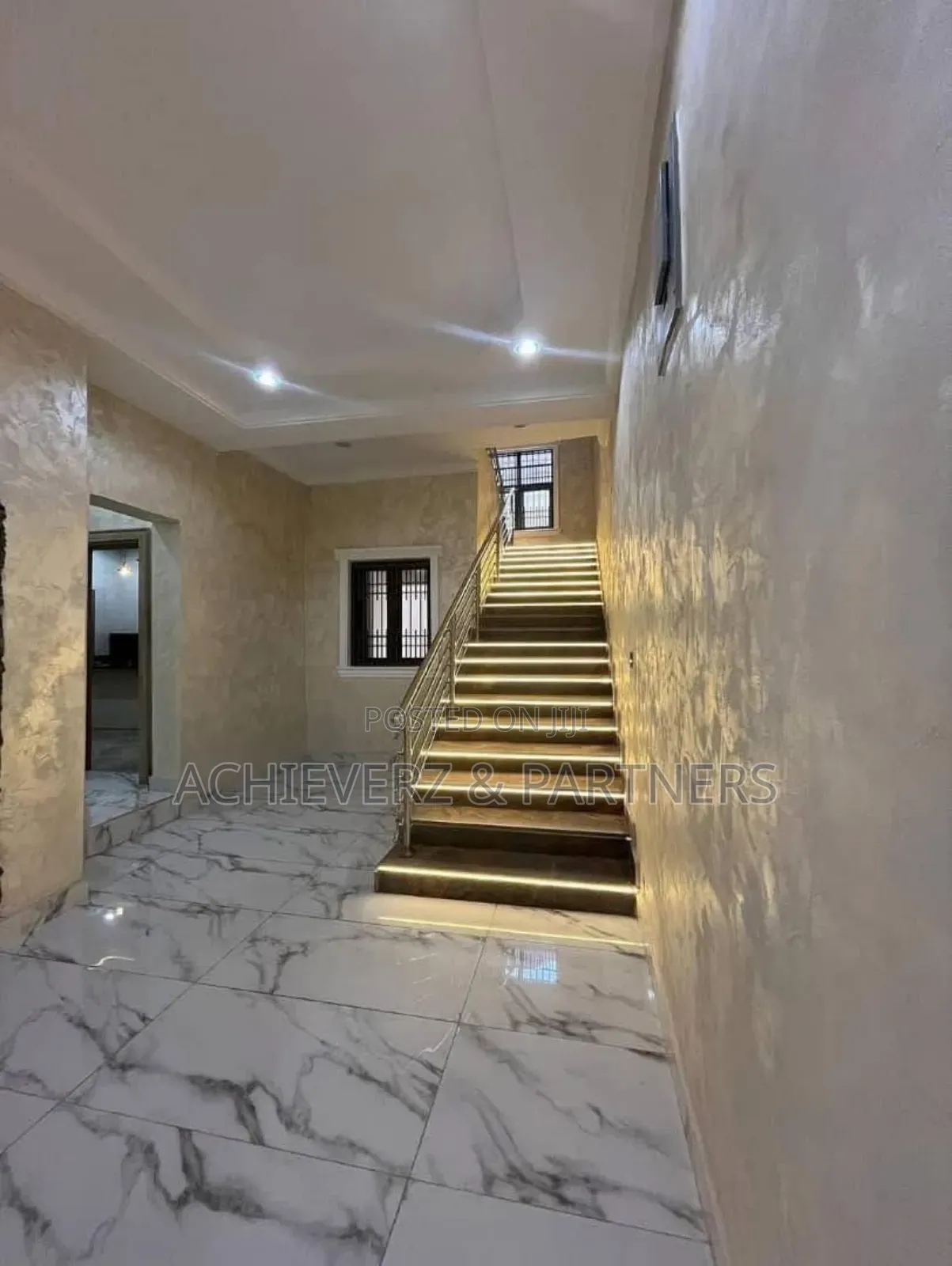 5bdrm Duplex in Asokoro for sale in Asokoro