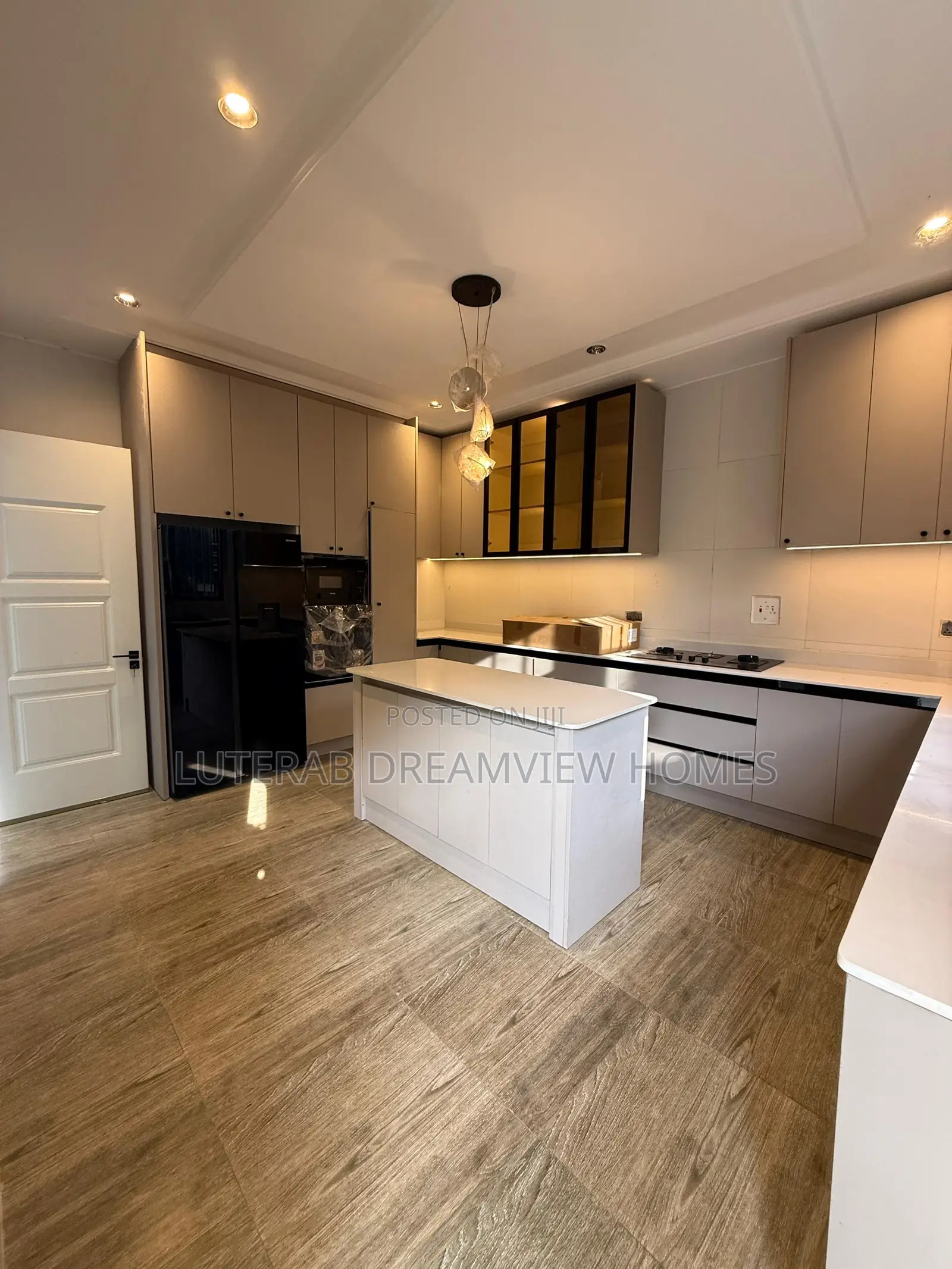 4bdrm Townhouse/Terrace in Kado for sale in Kado