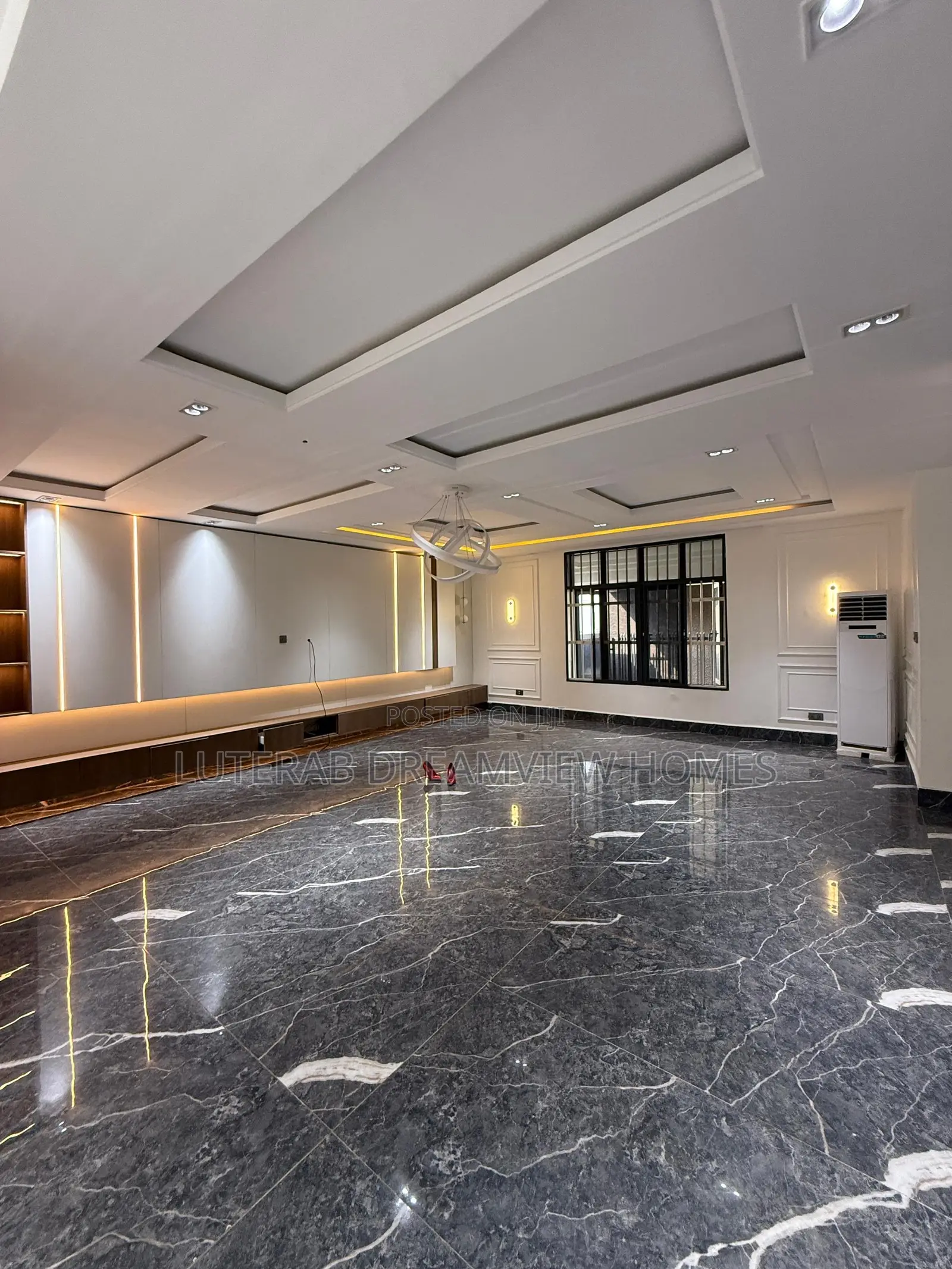4bdrm Townhouse/Terrace in Kado for sale in Kado