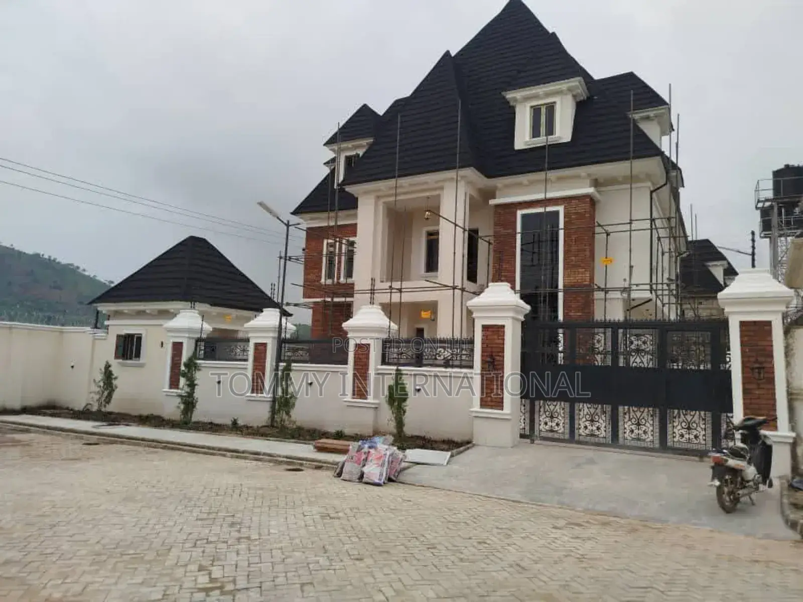 7bdrm Duplex in Gwarimpa Extension, Port-Harcourt for sale in Port-Harcourt