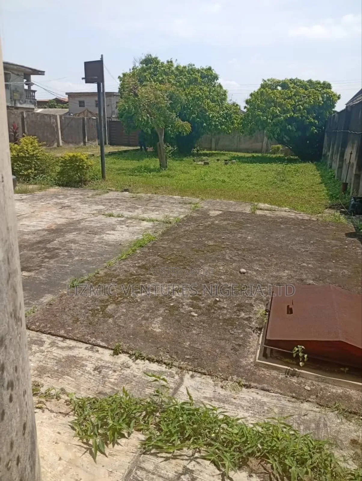 2bdrm Block of Flats in Ijegun for sale in Ijegun
