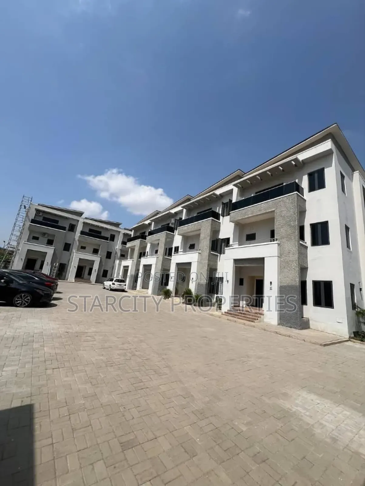 Furnished 3bdrm Townhouse/Terrace in Secured Estate, Durumi for sale in Durumi